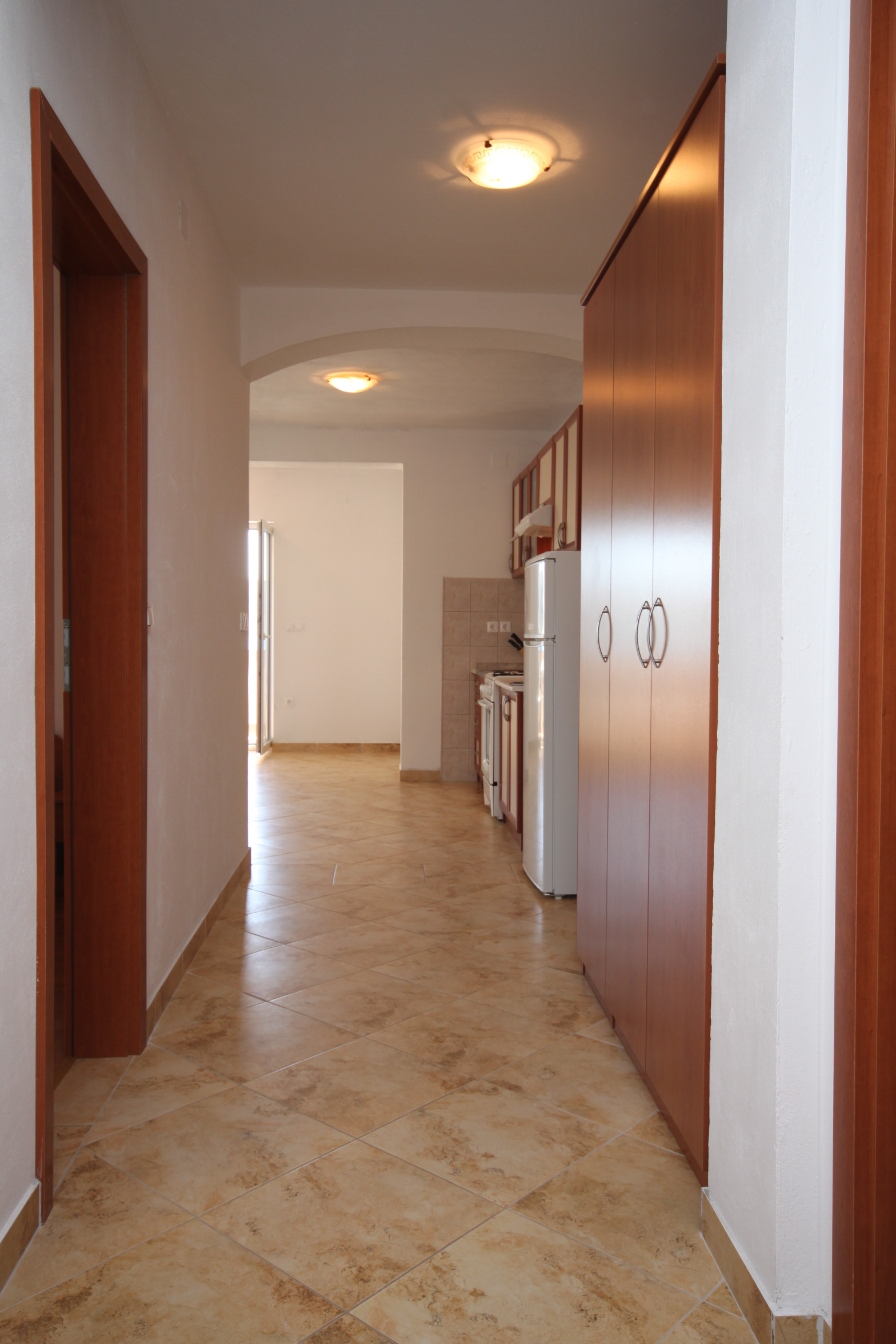 Two bedroom apartment near beach Kustići, Pag  A-e