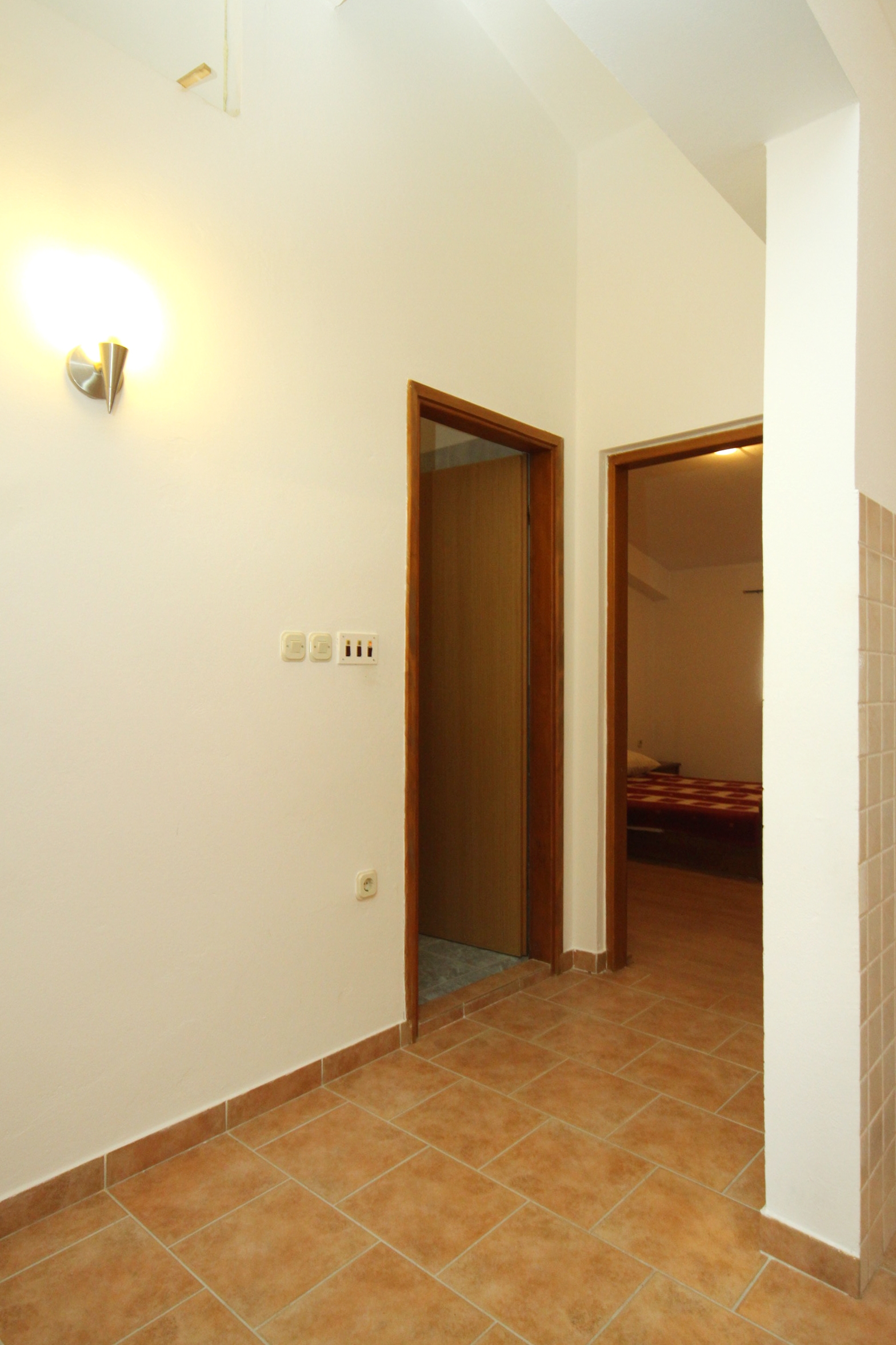 Two bedroom apartment near beach Kustići, Pag  A-f