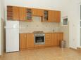 Kuchyně Kustići, Kuchyně v ubytování typu apartment, domácí mazlíčci povoleni.