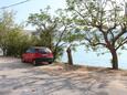 Parking lot Metajna, Pag, Parking lot 6379 - Apartments near sea with pebble beach.