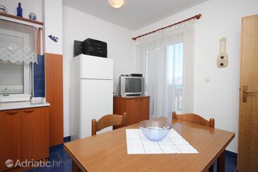 Dining room Pag, Dining room in the apartment, dopusteni kucni ljubimci.