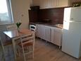 Kuchyně Mandre, Kuchyně v ubytování typu apartment, domácí mazlíčci povoleni a WiFi.