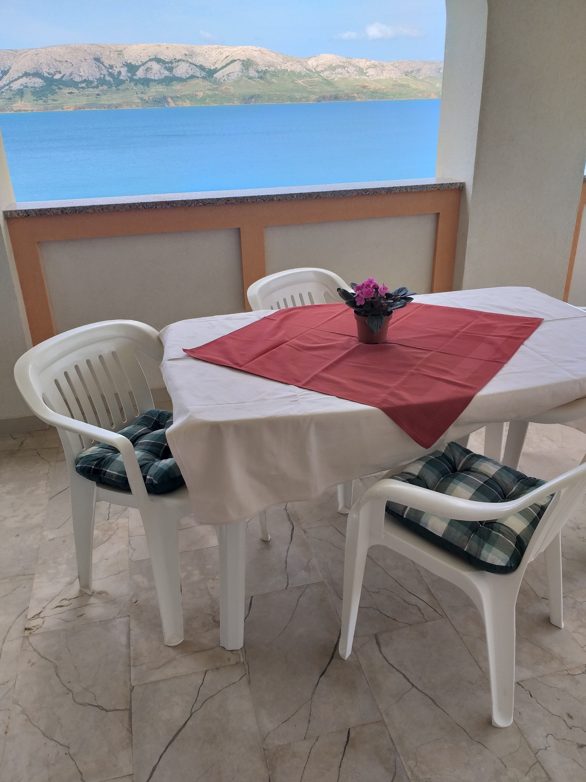 Two bedroom apartment with terrace and sea view Metajna, Pag  A-a