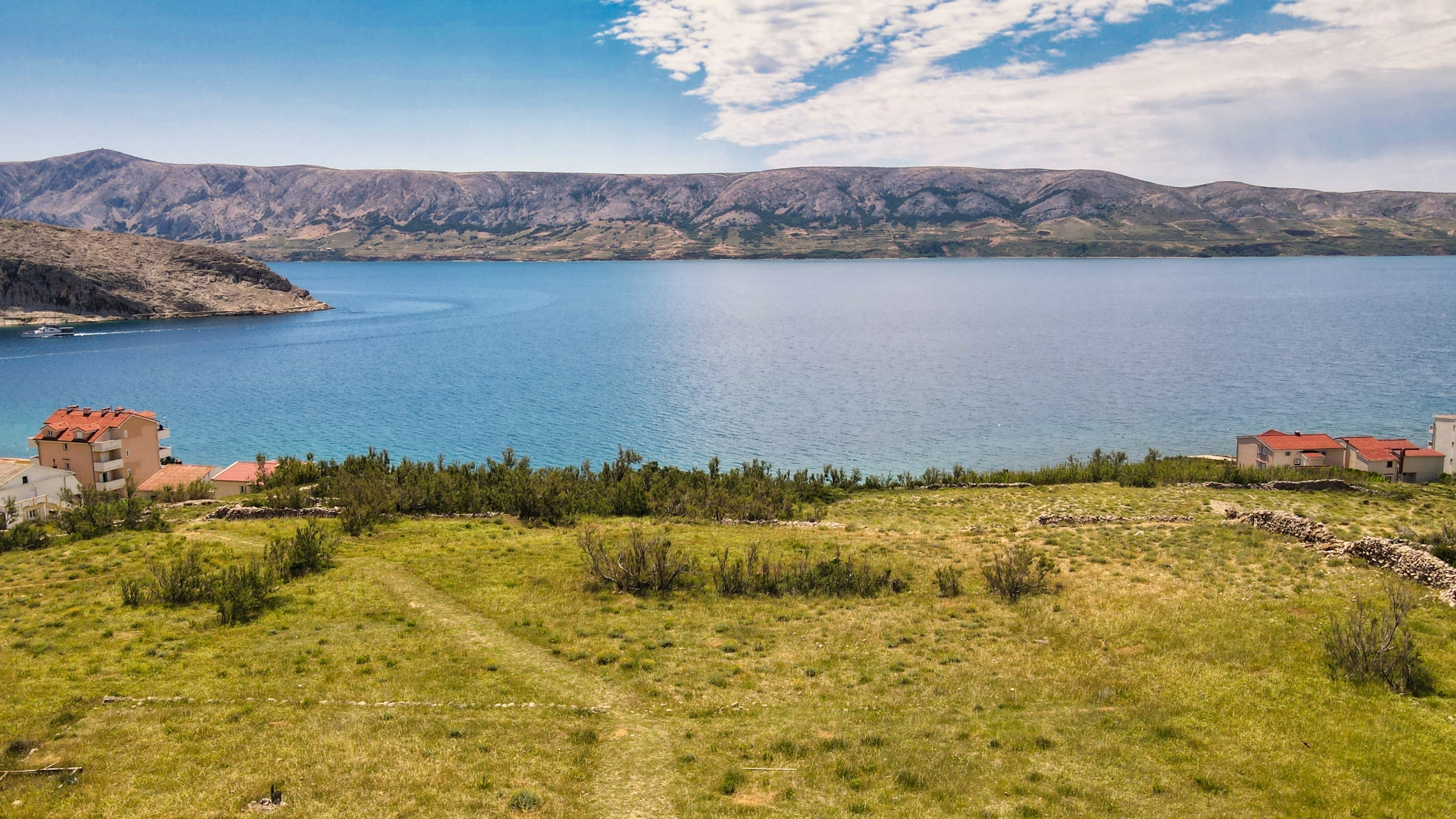 Two bedroom apartment with terrace and sea view Metajna, Pag  A-a