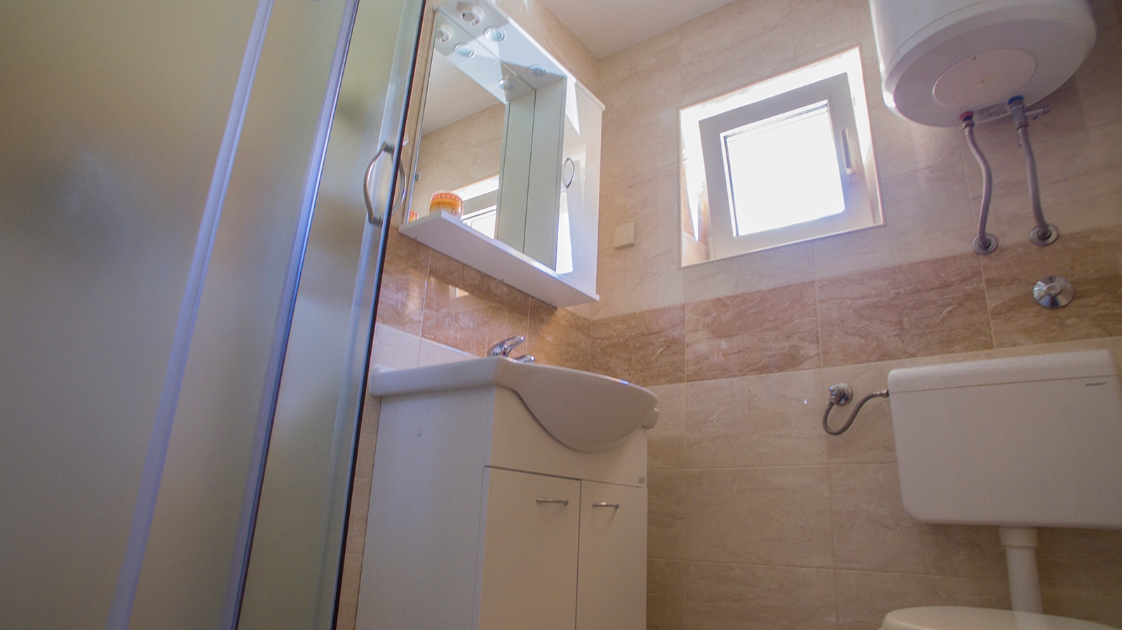 One bedroom apartment with terrace and sea view Metajna, Pag  A-c