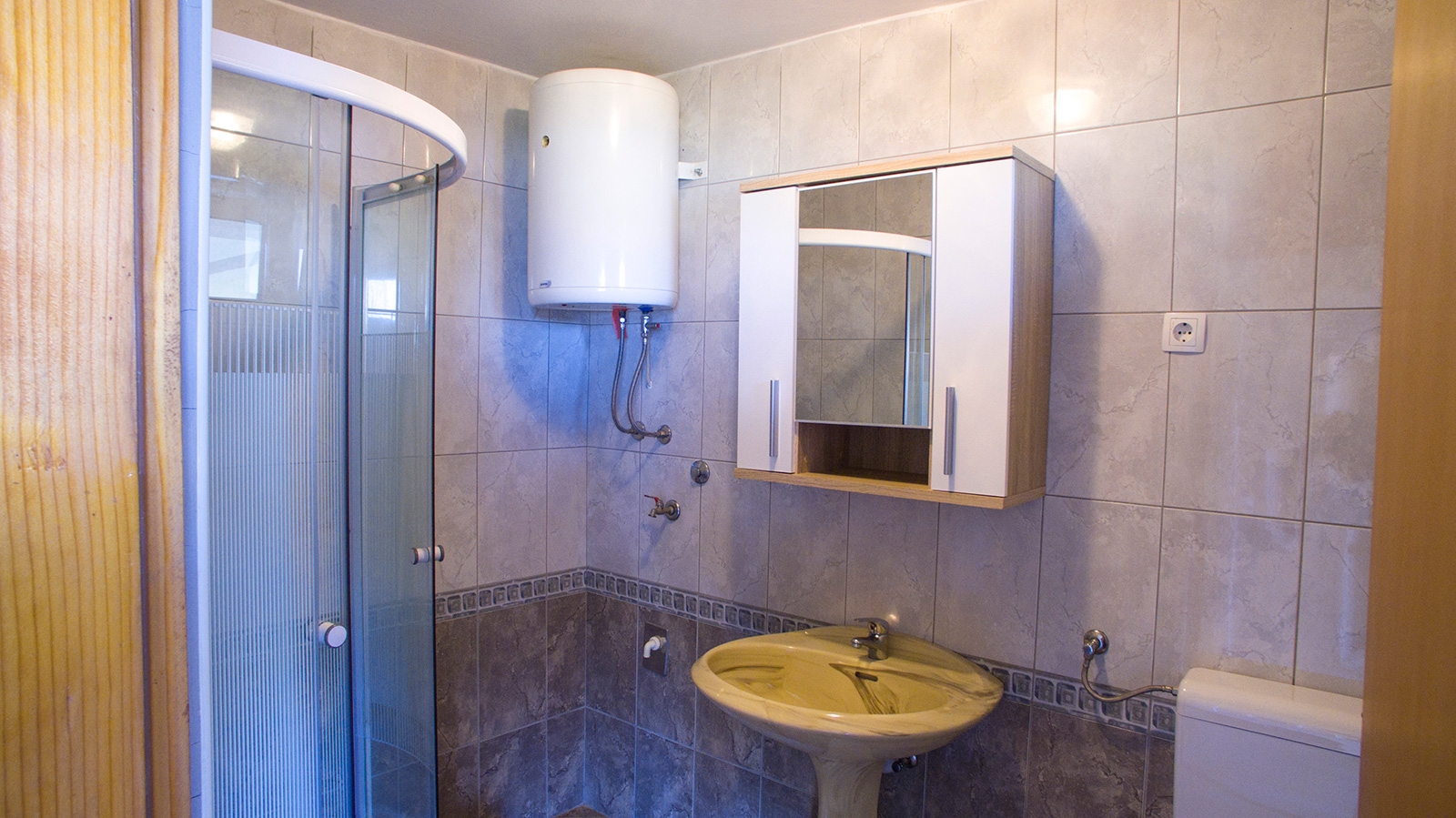 One bedroom apartment with terrace and sea view Metajna, Pag  A-d