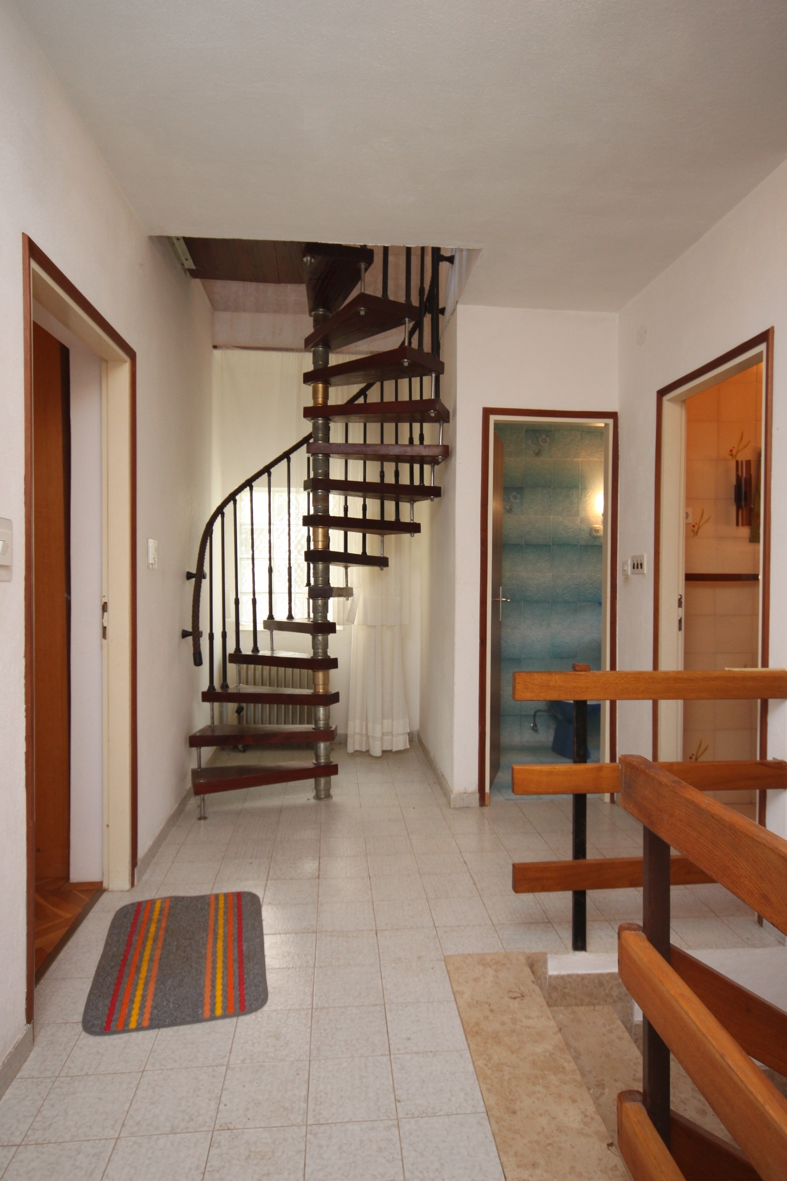 Three bedroom apartment near beach Stara Novalja, Pag  A-a