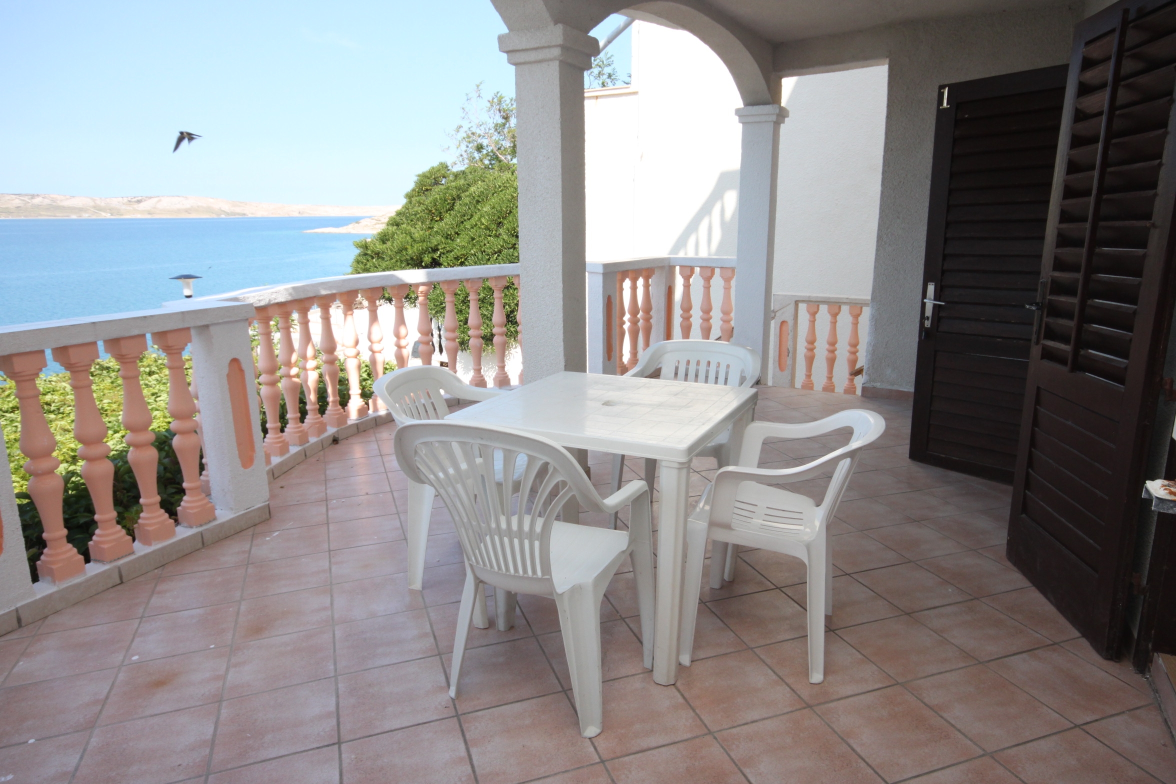 Studio flat with terrace and sea view Zubovići, Pag (AS-6394-a)