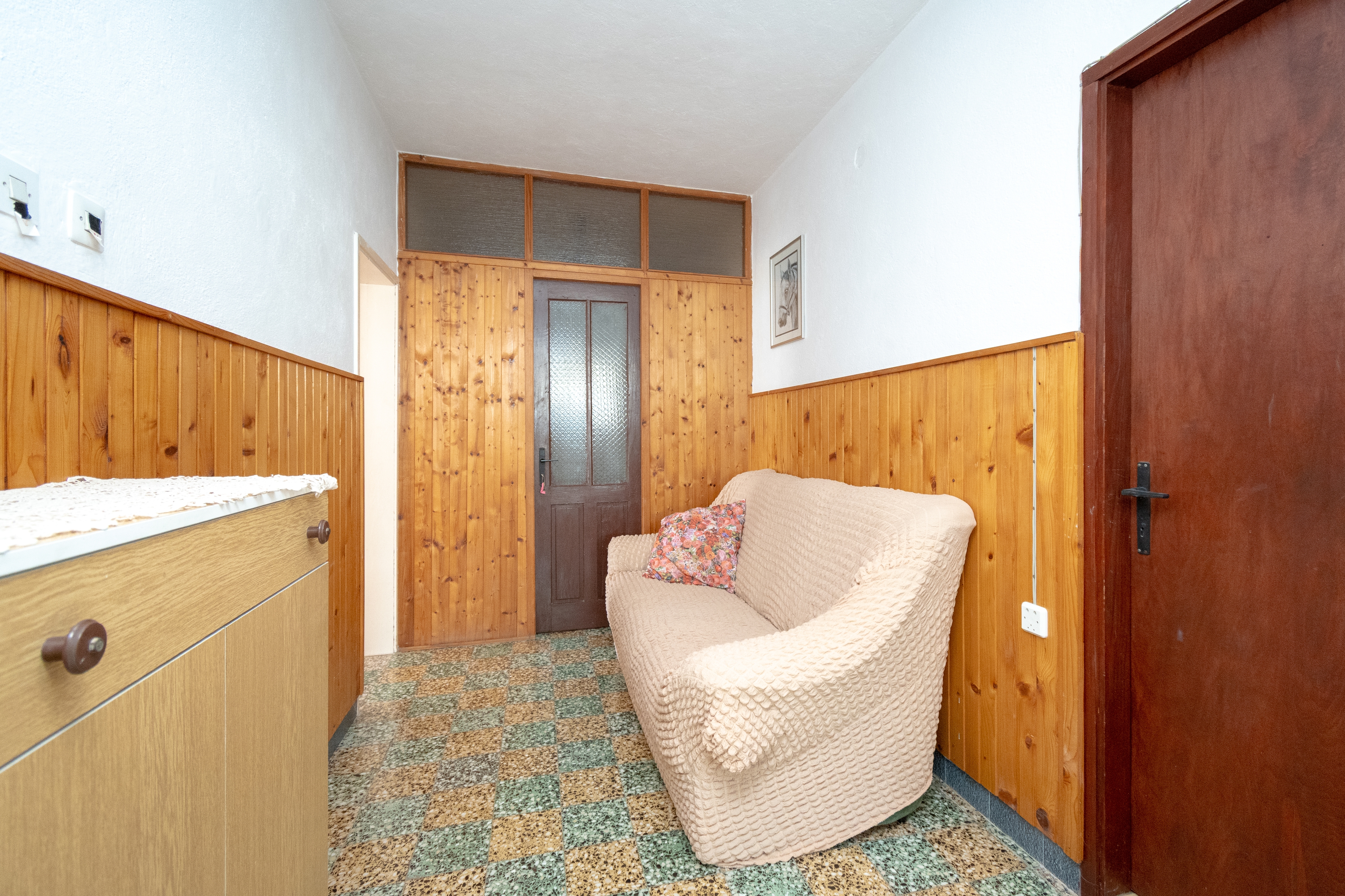 One bedroom apartment near beach Metajna, Pag  A-b