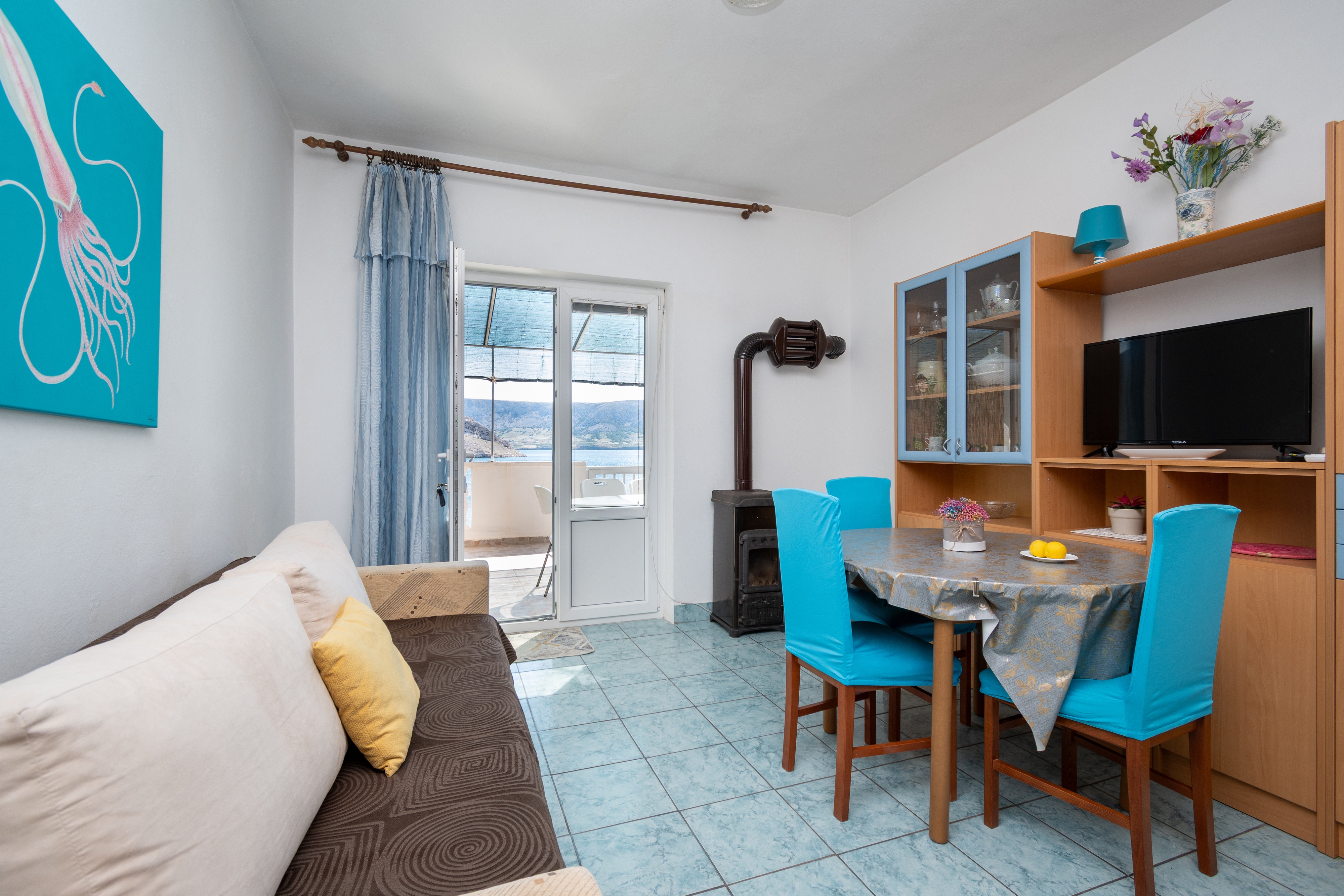 One bedroom apartment near beach Metajna, Pag (A-6395-c)
