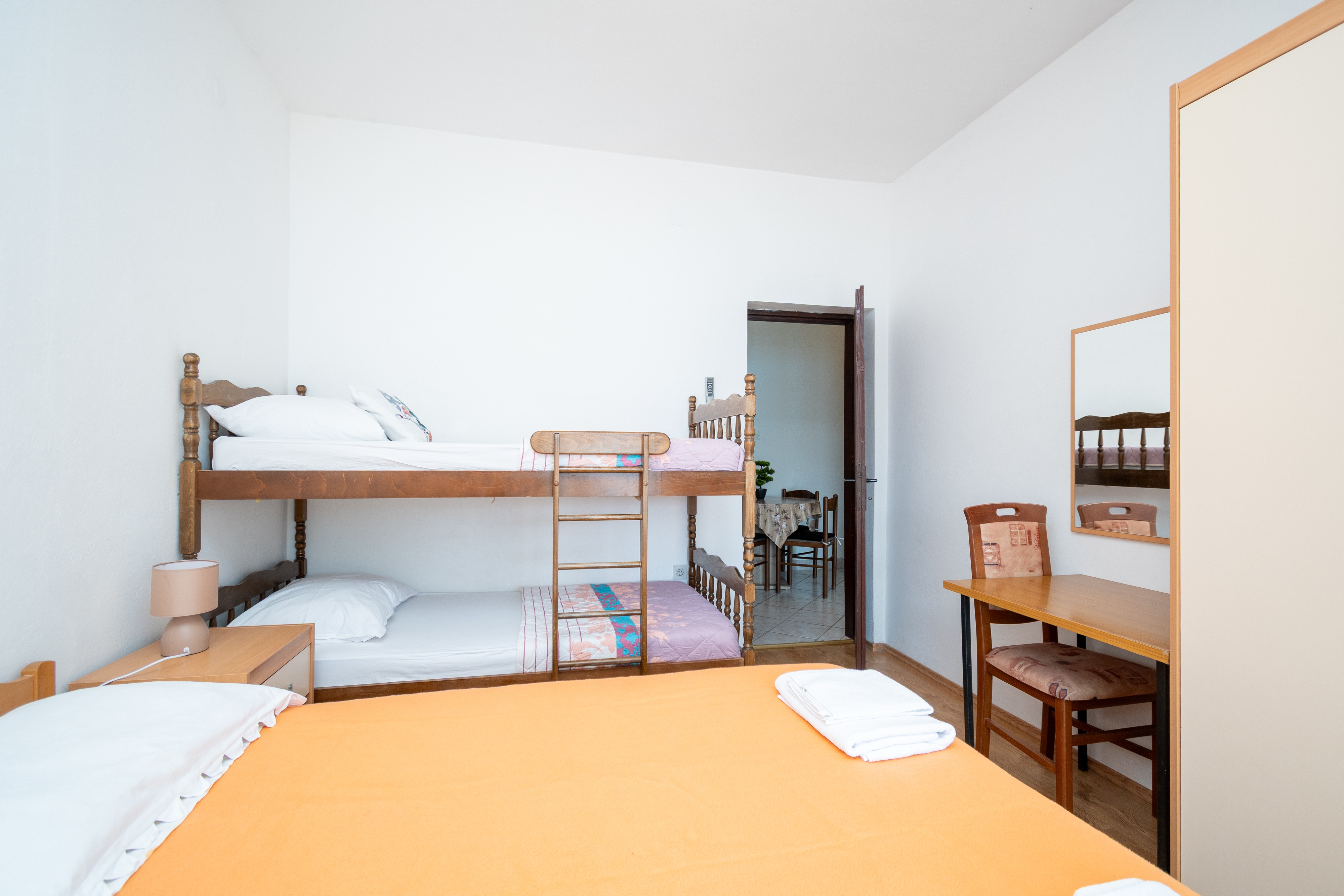 Two bedroom apartment near beach Metajna, Pag (A-6395-e) Two bedroom apartment near beach Metajna, Pag (A-6395-e)