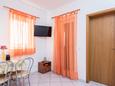 Dining room Orebić, Dining room in the apartment, (pet friendly) and WiFi.