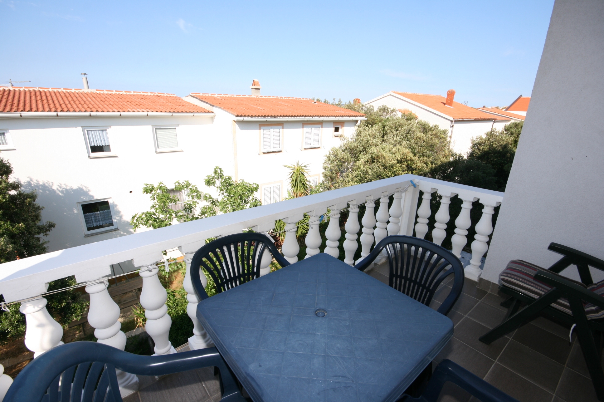 One bedroom apartment with terrace and sea view Mandre, Pag  A-b