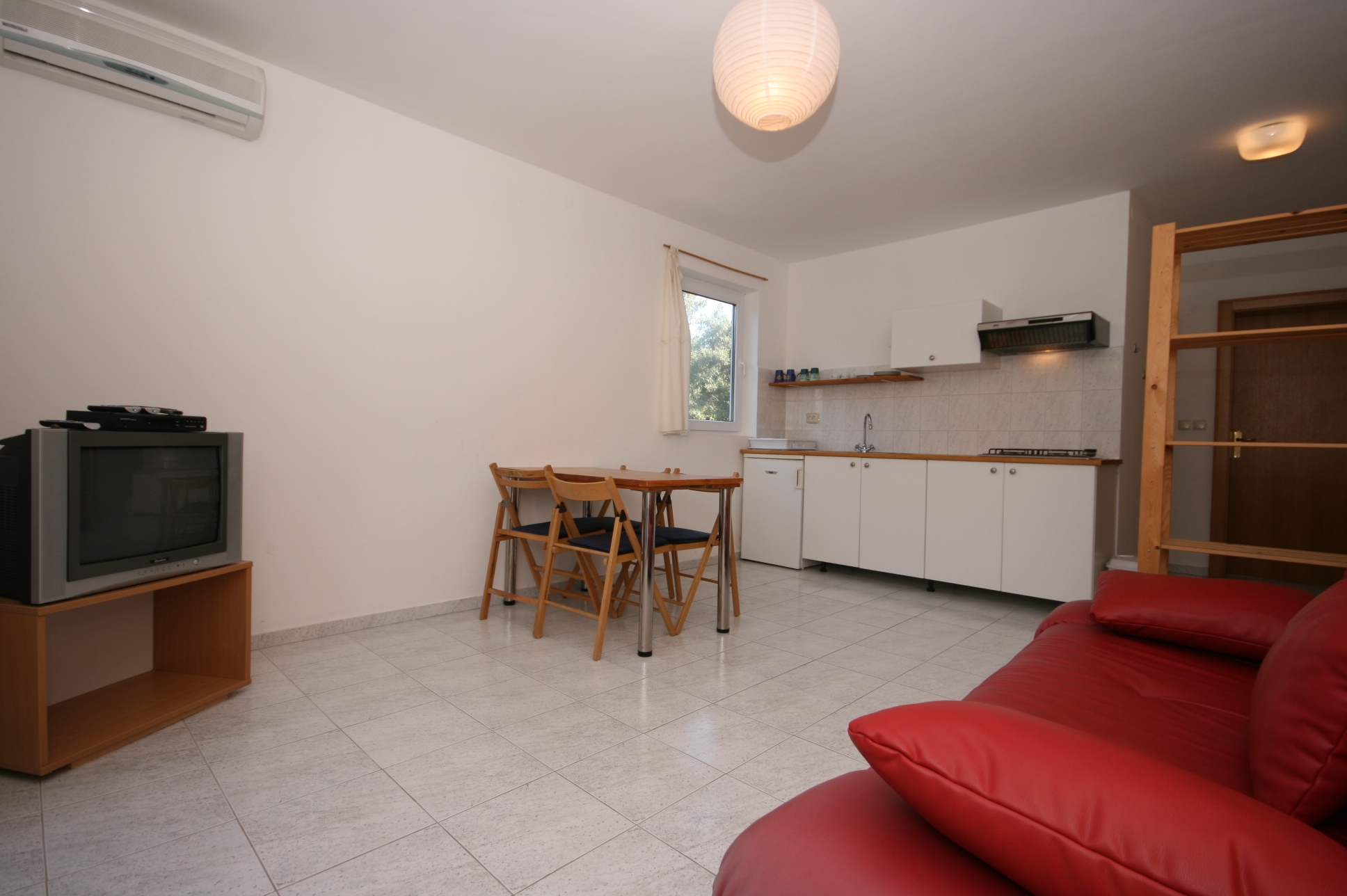 Two bedroom apartment with terrace Mandre, Pag (A-6405-d)