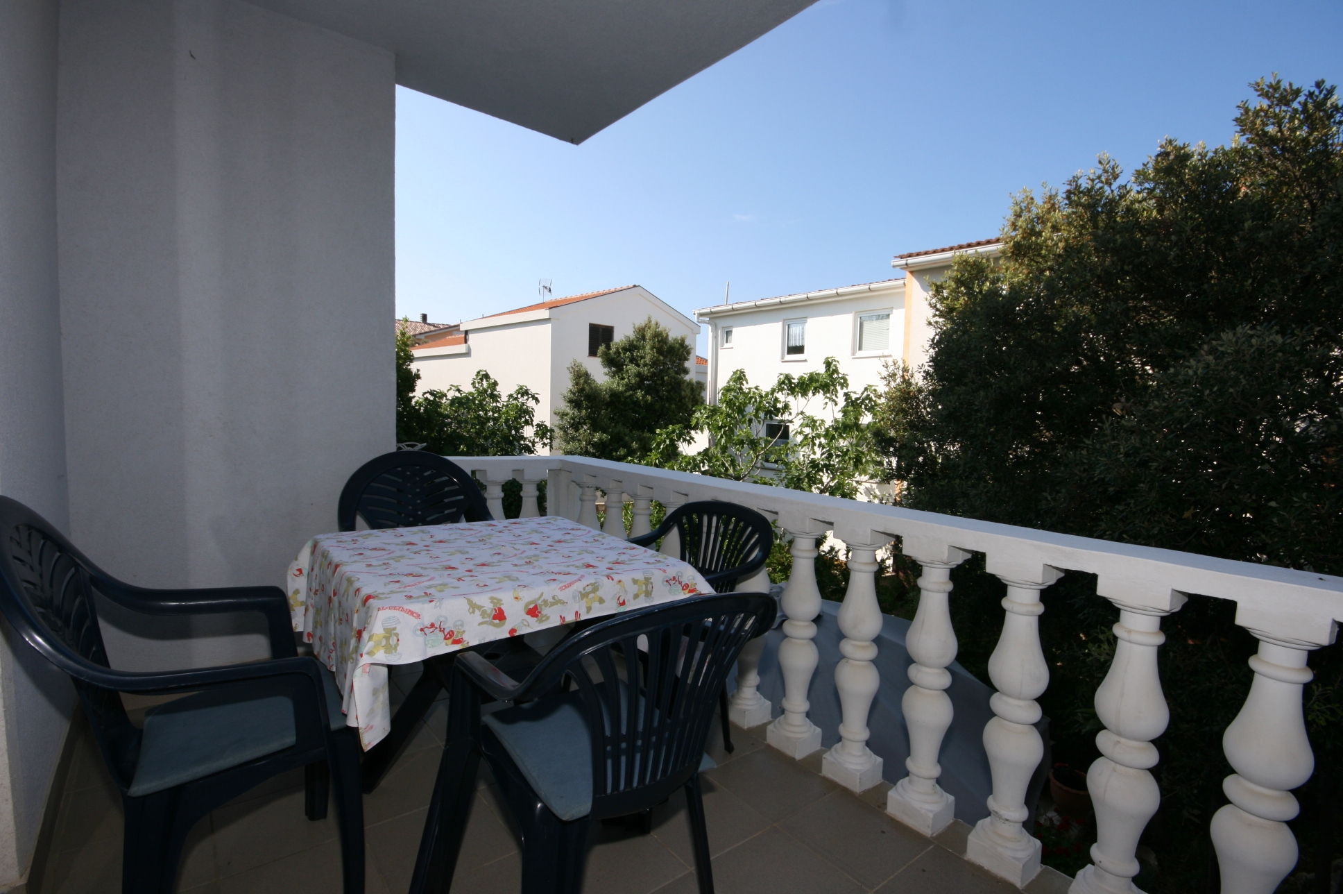 Two bedroom apartment with terrace Mandre, Pag (A-6405-d) Two bedroom apartment with terrace Mandre, Pag (A-6405-d)