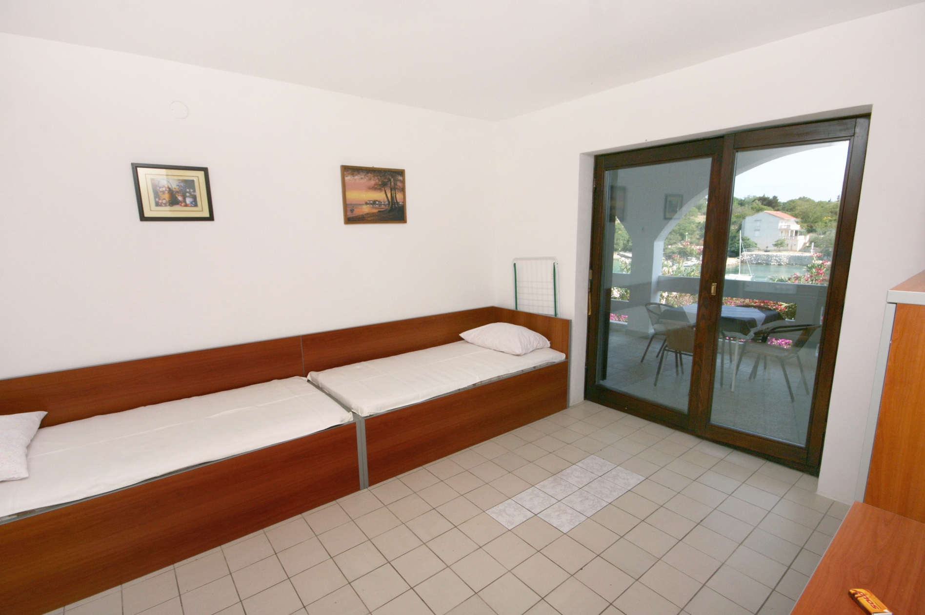 One bedroom apartment near beach Potočnica, Pag (A-6407-a)