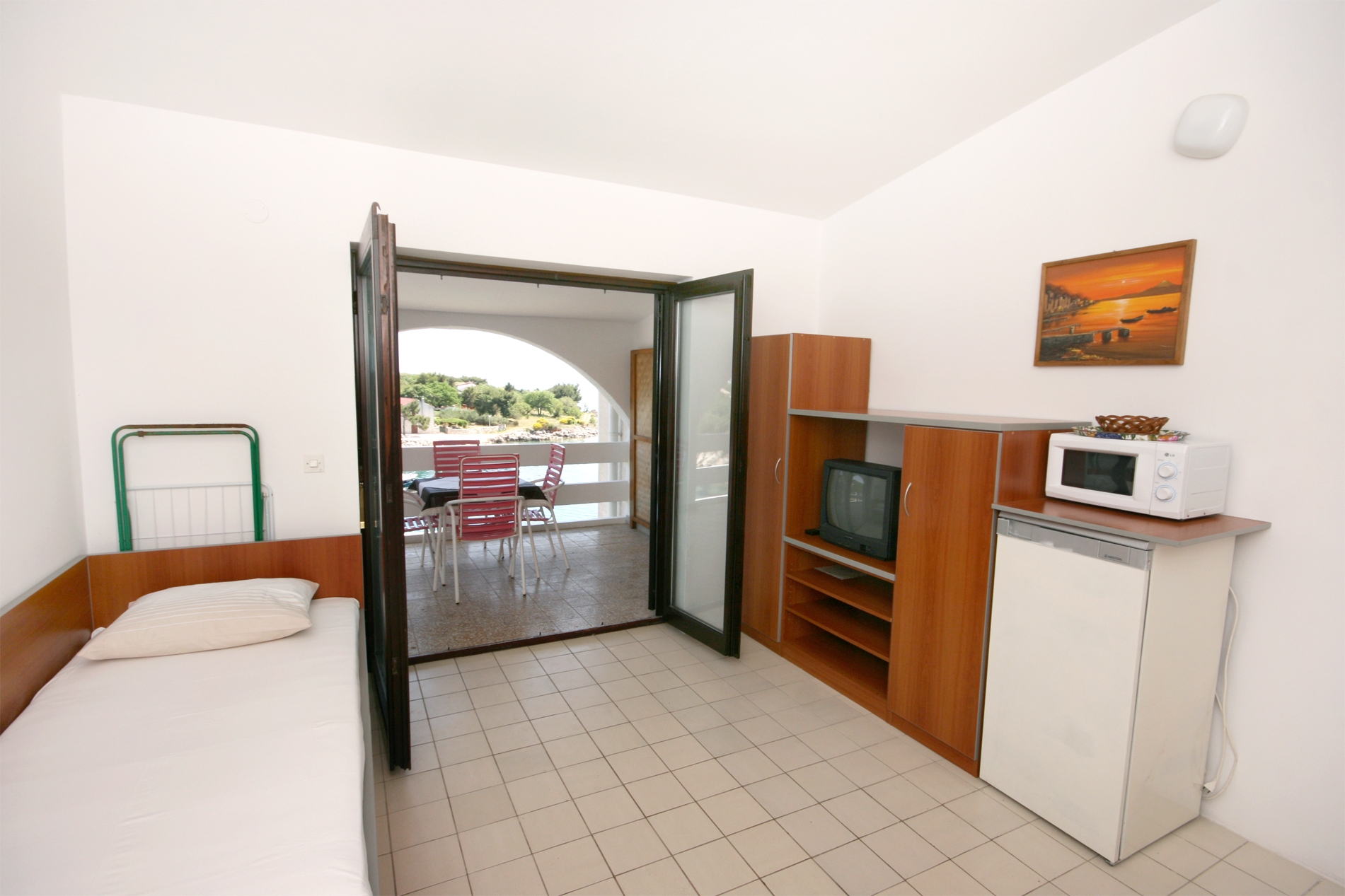 One bedroom apartment near beach Potočnica, Pag (A-6407-e)