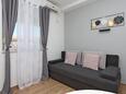 Pag, Dining room in the apartment, air condition available and WiFi.