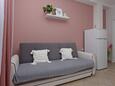 Pag, Dining room in the apartment, air condition available and WiFi.