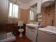 Bathroom Pag, Bathroom in the studio-apartment, WiFi.