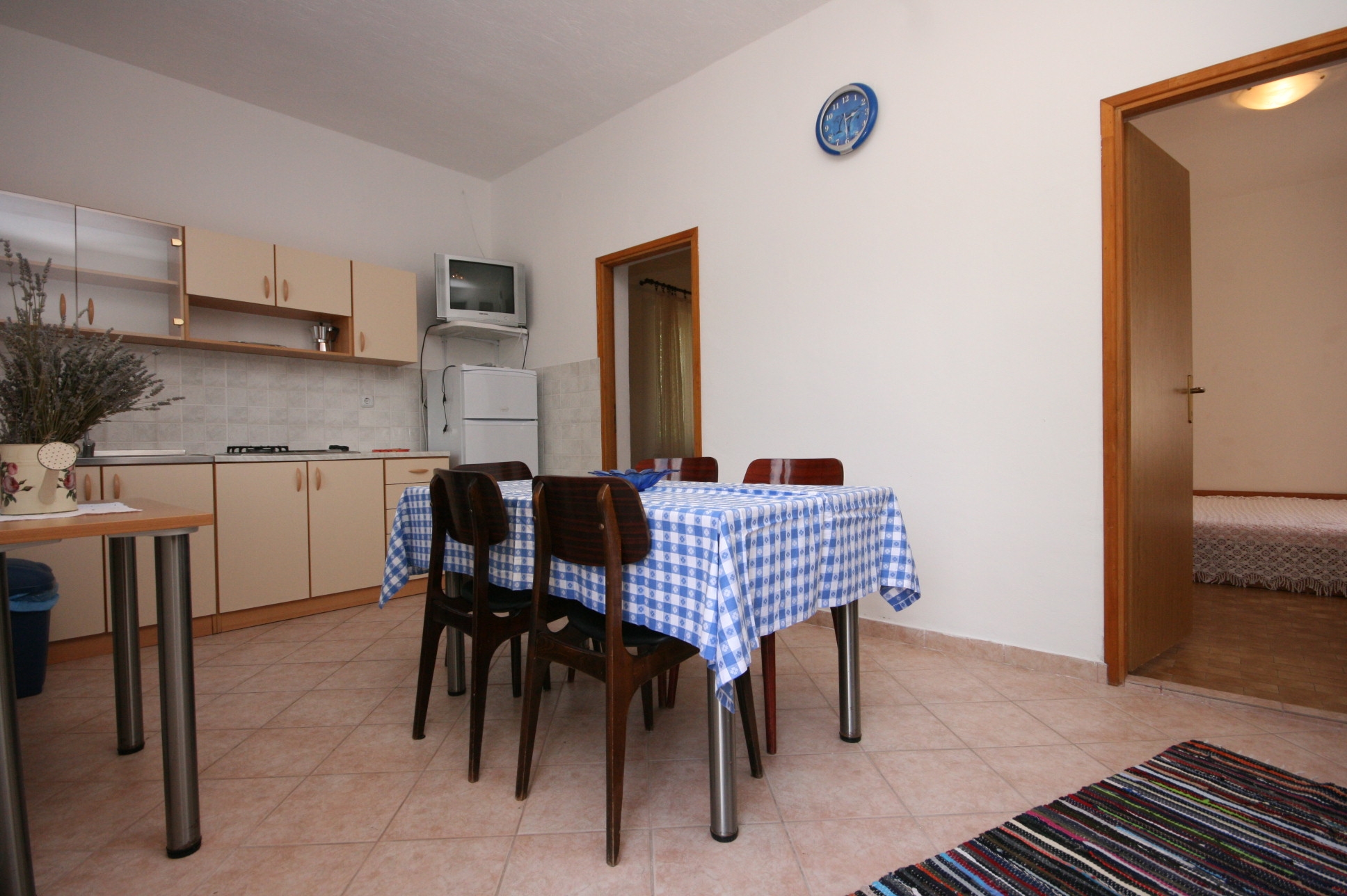 Two bedroom apartment near beach Pag (A-6413-a) Two bedroom apartment near beach Pag (A-6413-a)