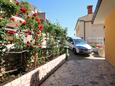 Rabac, Labin, Parking 6414 - Appartement avec une plage de galets.