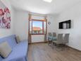 Dining room Mandre, Dining room in the apartment, air condition available, (pet friendly) and WiFi.