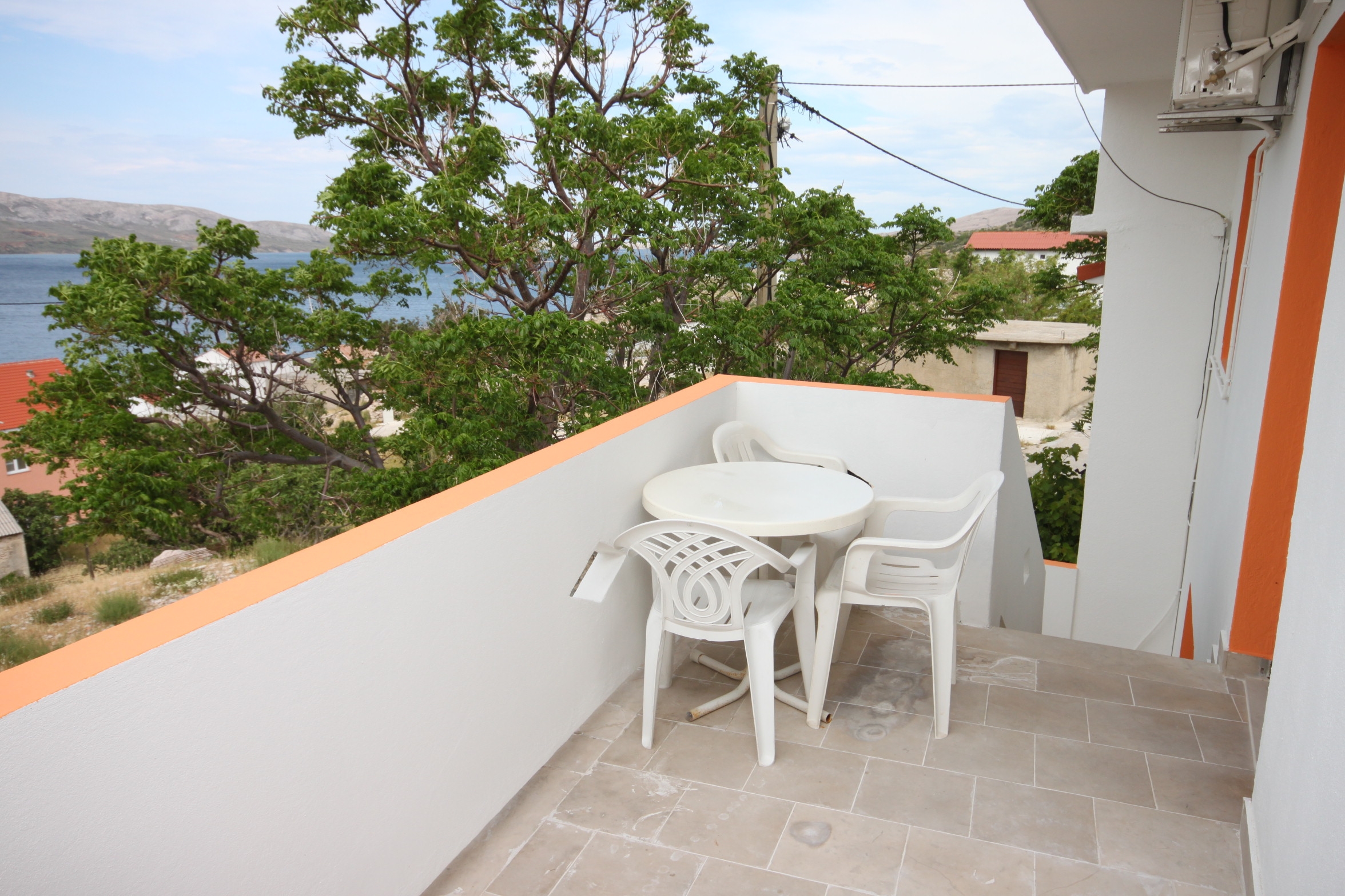 One bedroom apartment with terrace and sea view Metajna, Pag (A-6421-a)