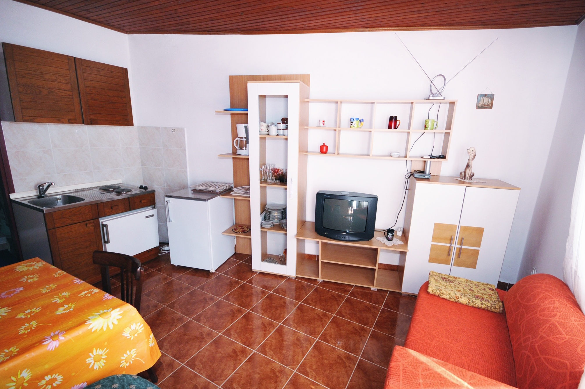 One bedroom apartment with terrace and sea view Metajna, Pag (A-6421-b) One bedroom apartment with terrace and sea view Metajna, Pag (A-6421-b)