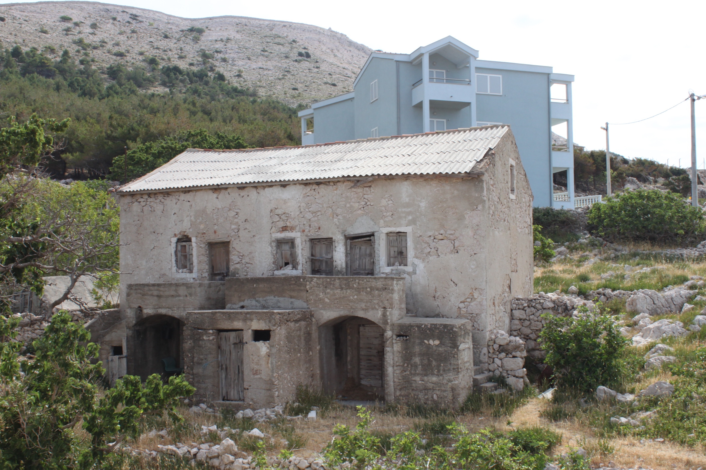 One bedroom apartment with terrace and sea view Metajna, Pag  A-b