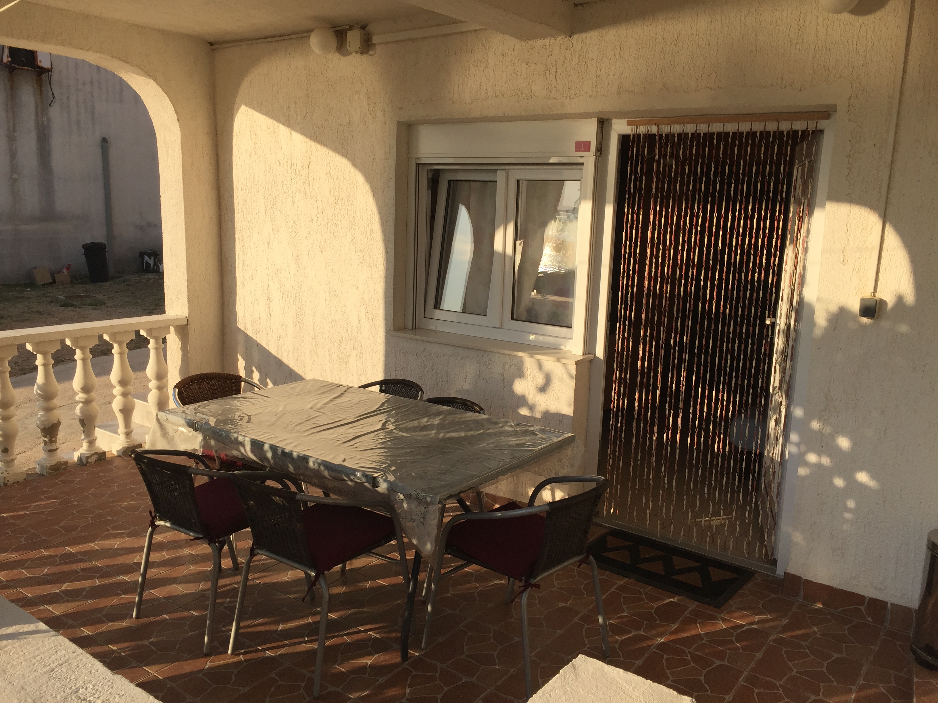 One bedroom apartment with terrace and sea view Metajna, Pag  A-b