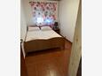 Спальня 1 Metajna, Спальня 1 в размещении типа apartment, WiFi.