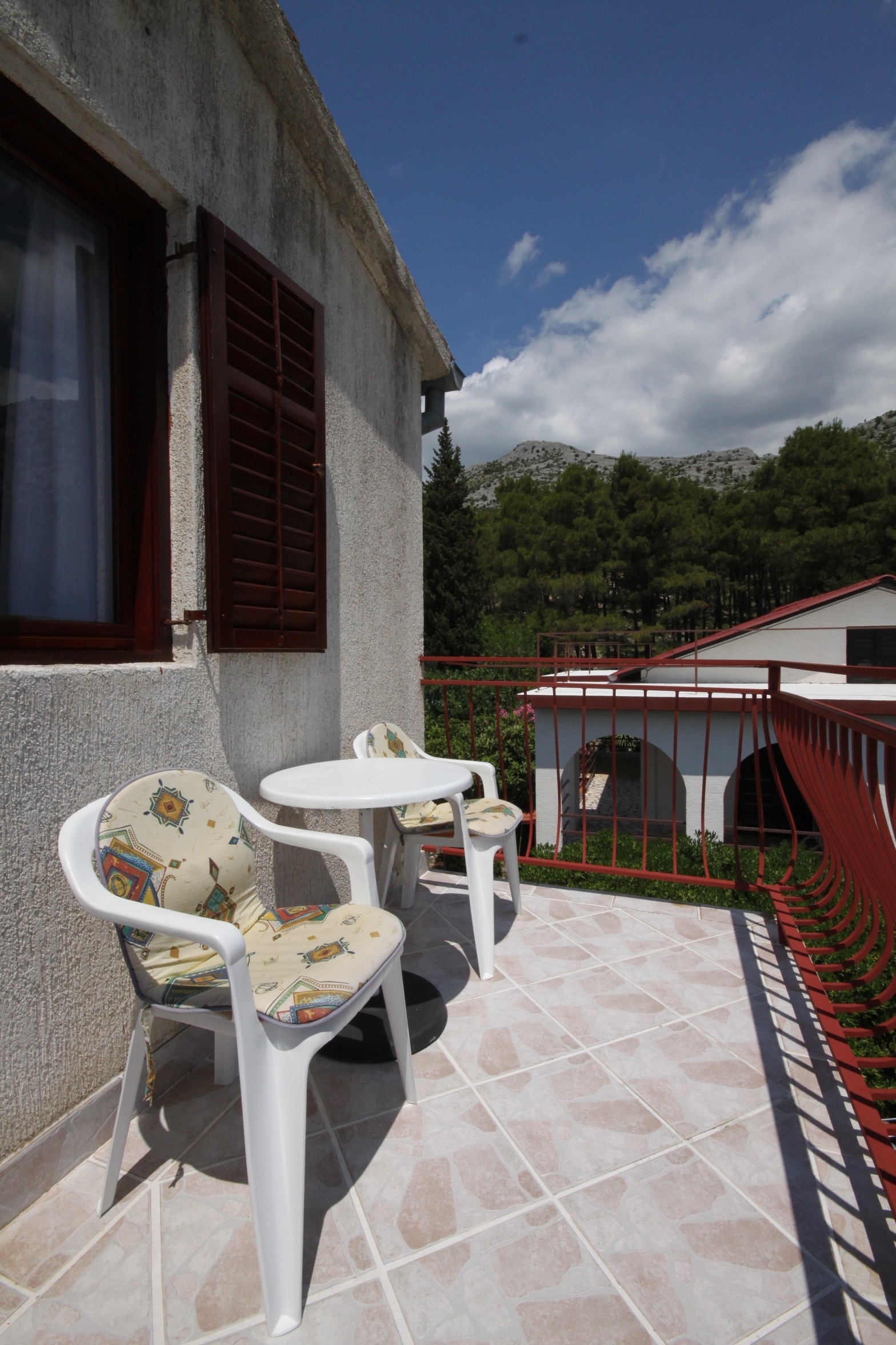 Jednosobni apartman s balkonom i pogledom na more Starigrad, Paklenica  A-b