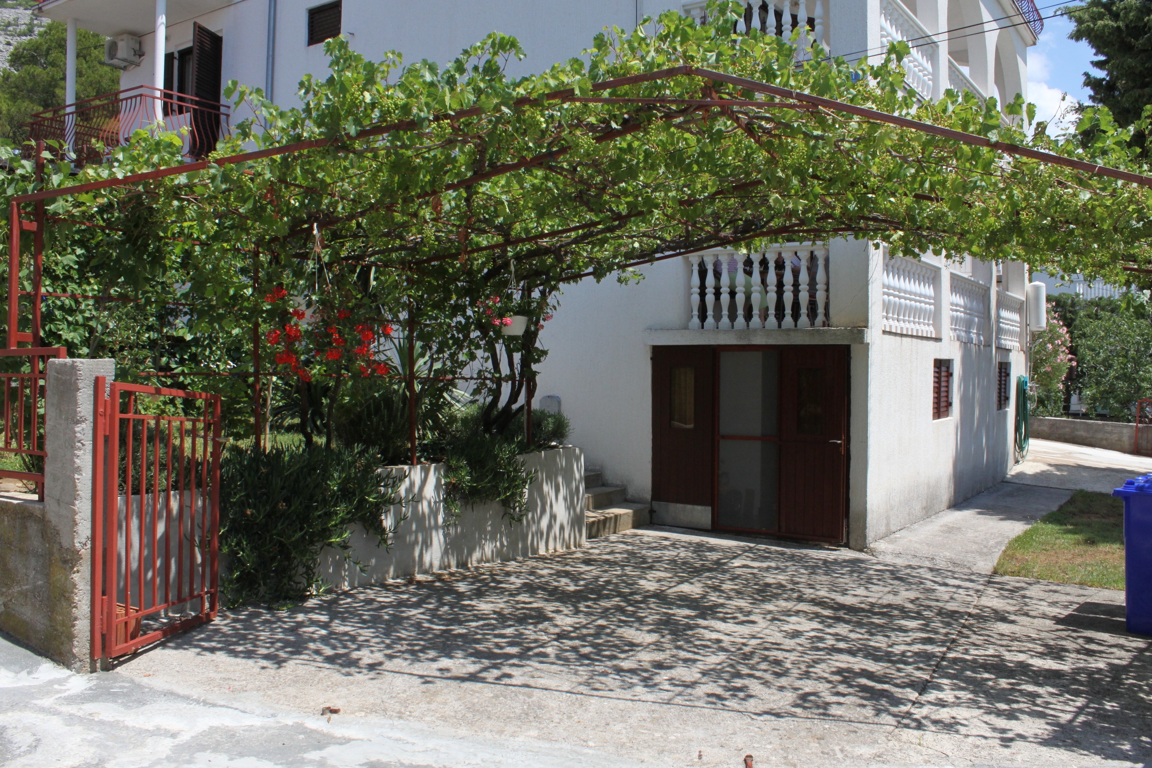 Jednosobni apartman s terasom i pogledom na more Starigrad, Paklenica  A-a