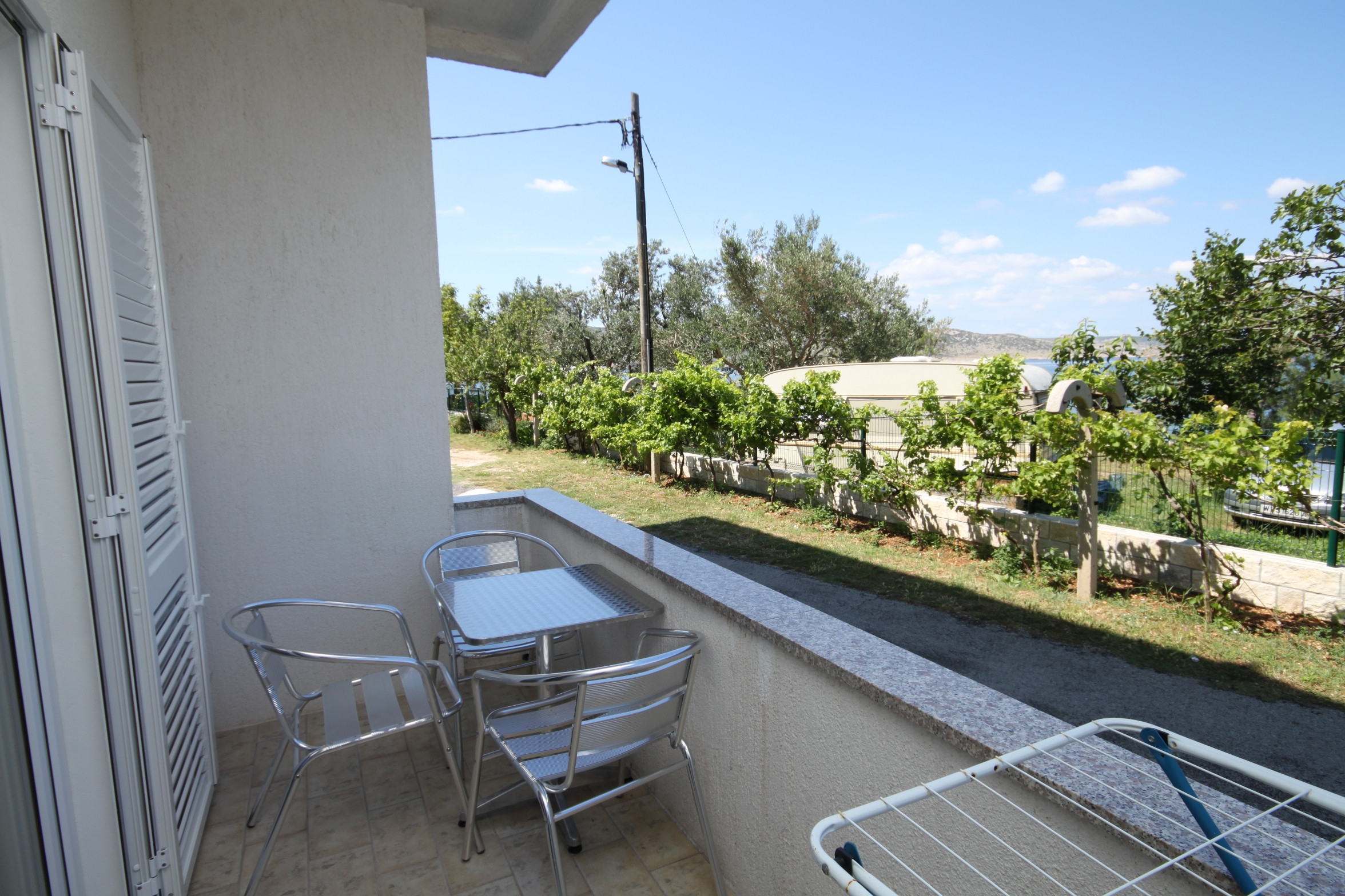 One bedroom apartment near beach Seline, Paklenica  A-b