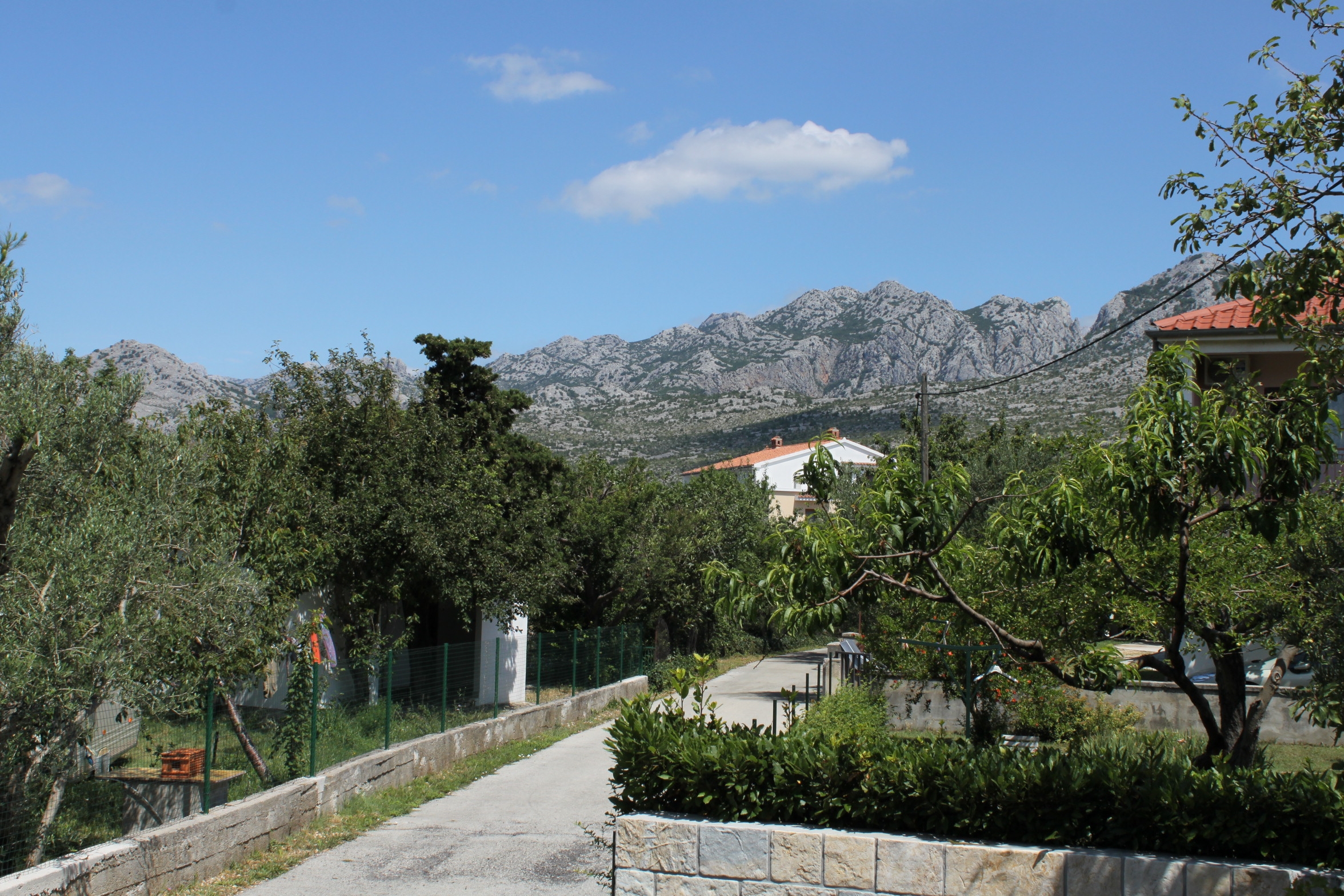 One bedroom apartment near beach Seline, Paklenica  A-b