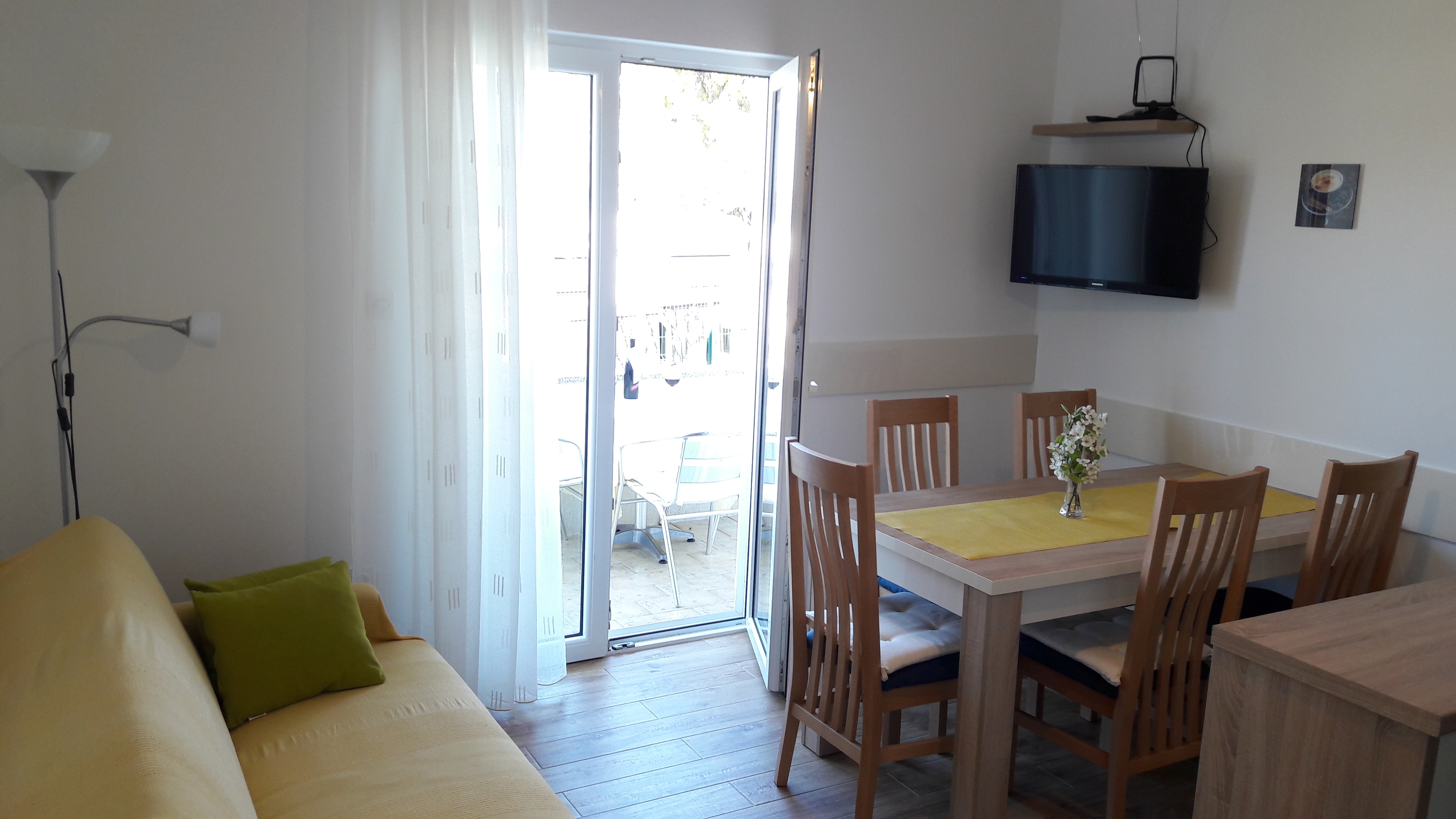 One bedroom apartment near beach Seline, Paklenica (A-6440-b)