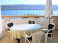 Pag, Terrace in the apartment, with a sea view and WiFi.