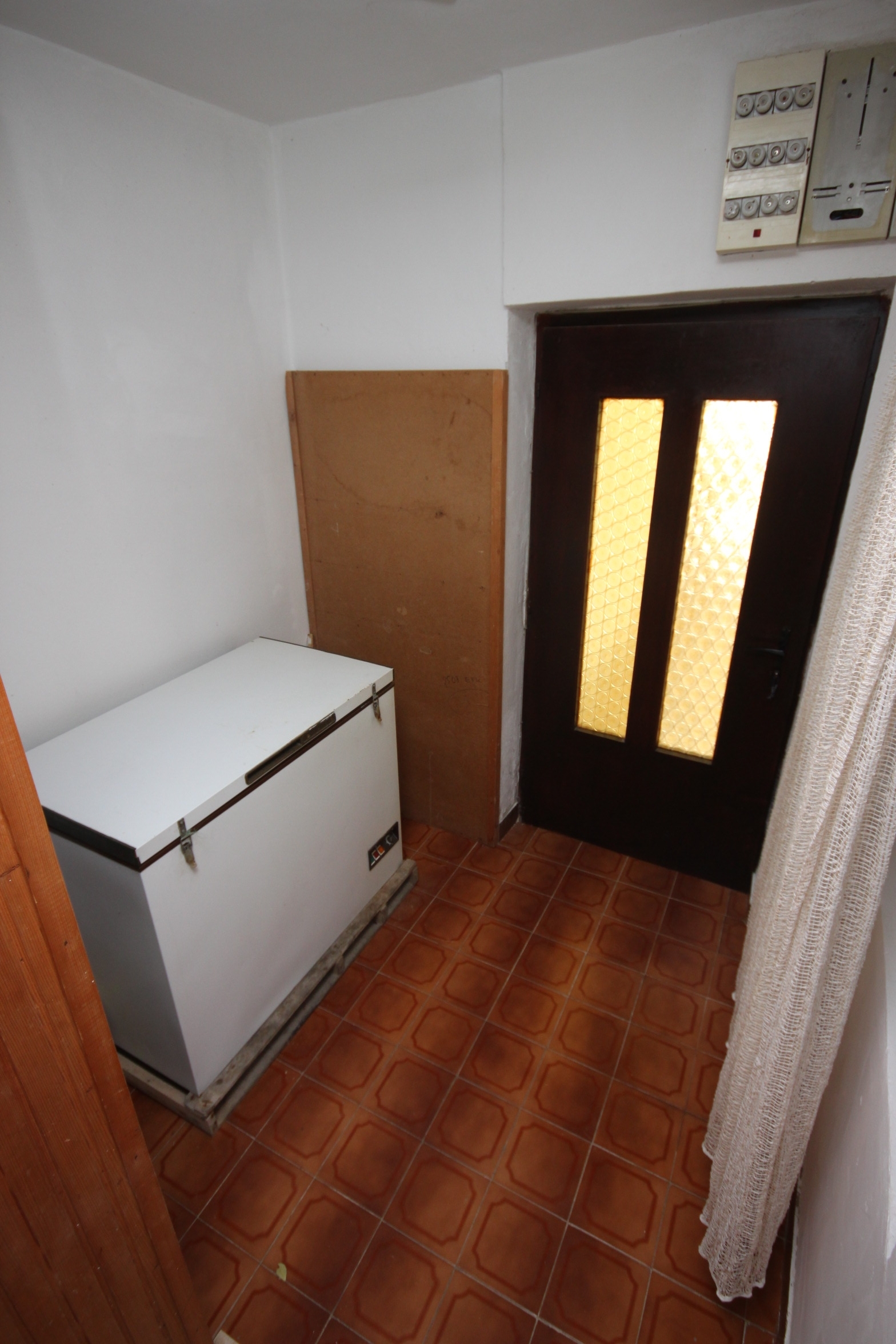 Two bedroom apartment near beach Kustići, Pag  A-a