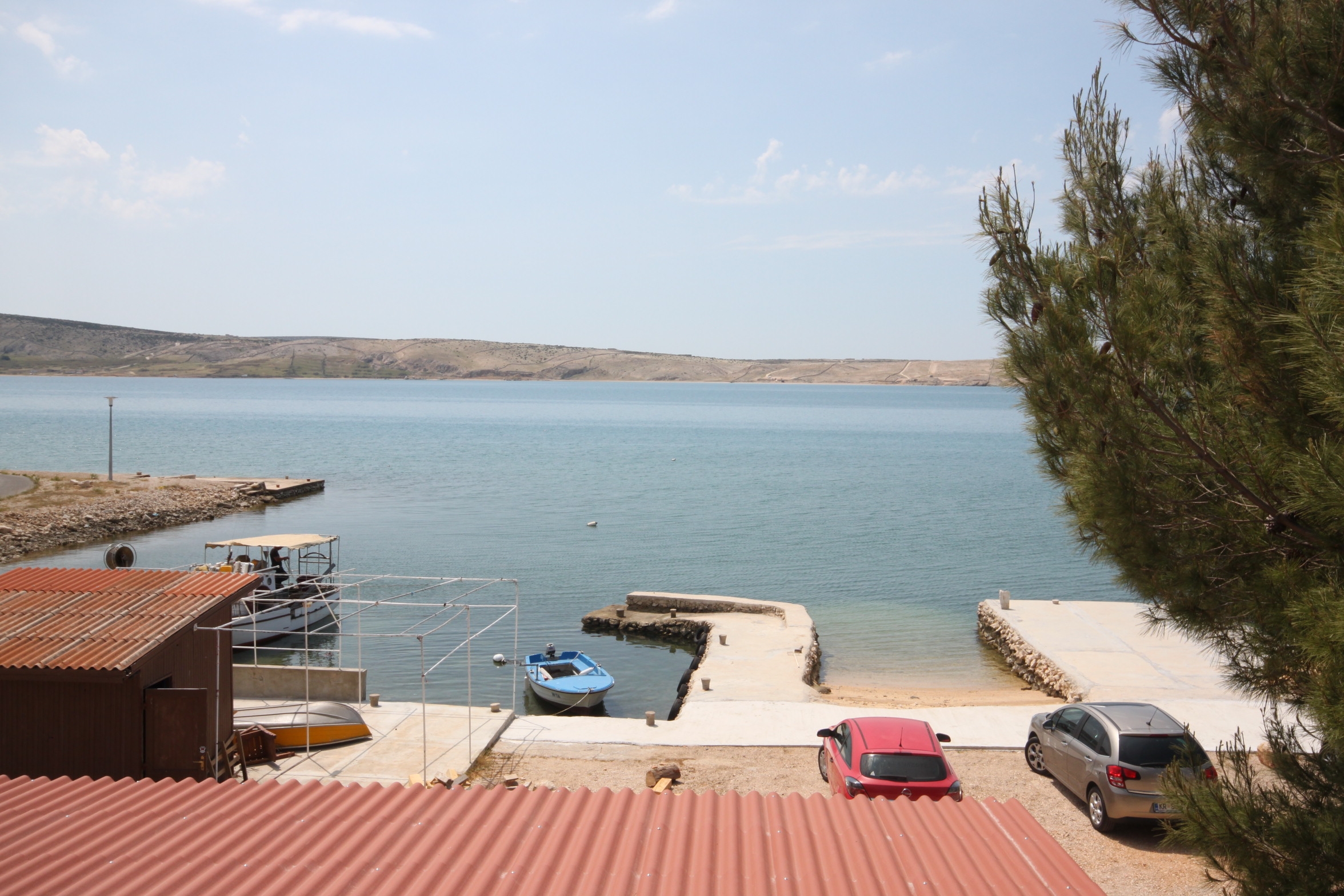 Two bedroom apartment near beach Kustići, Pag  A-a