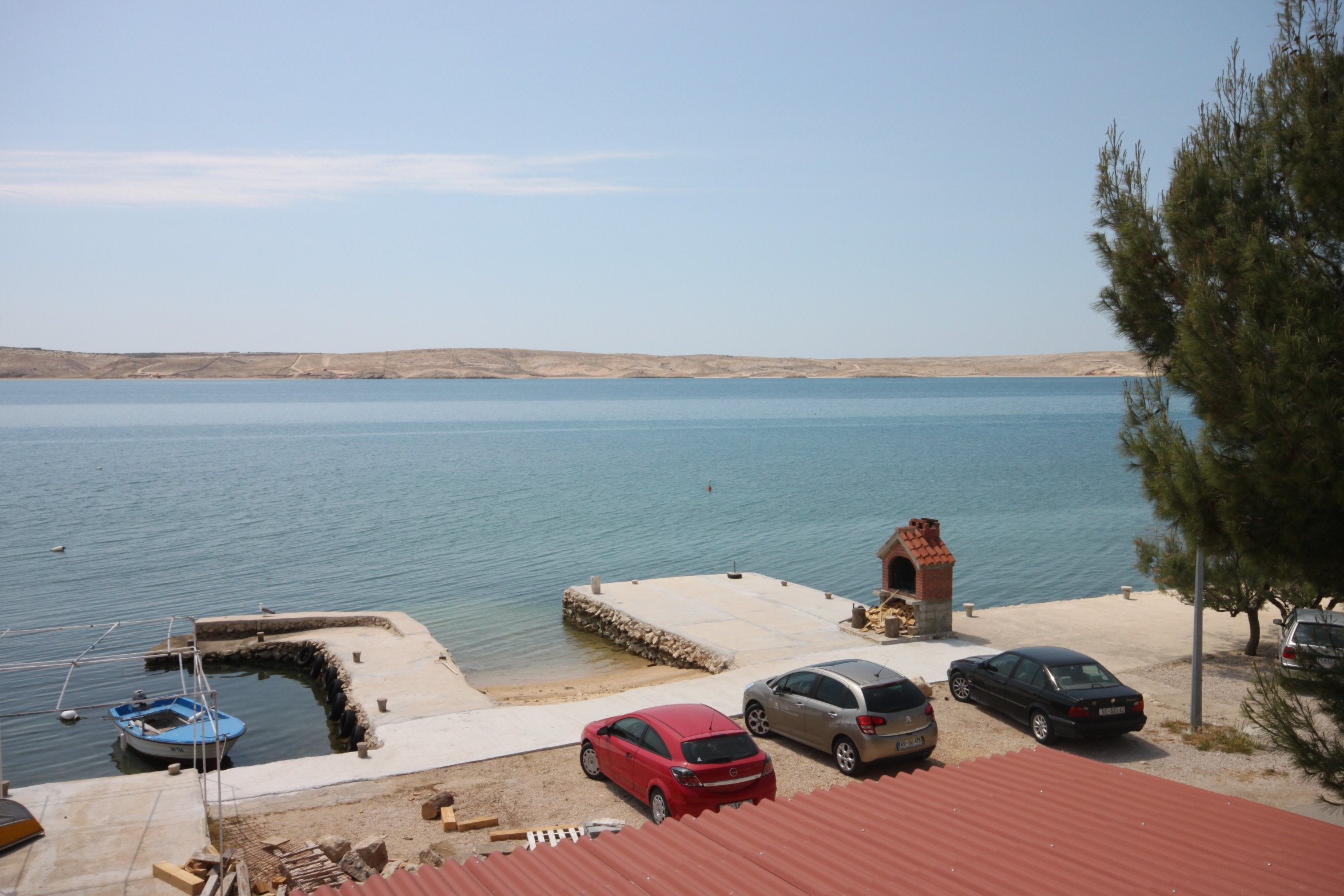 Two bedroom apartment near beach Kustići, Pag  A-b