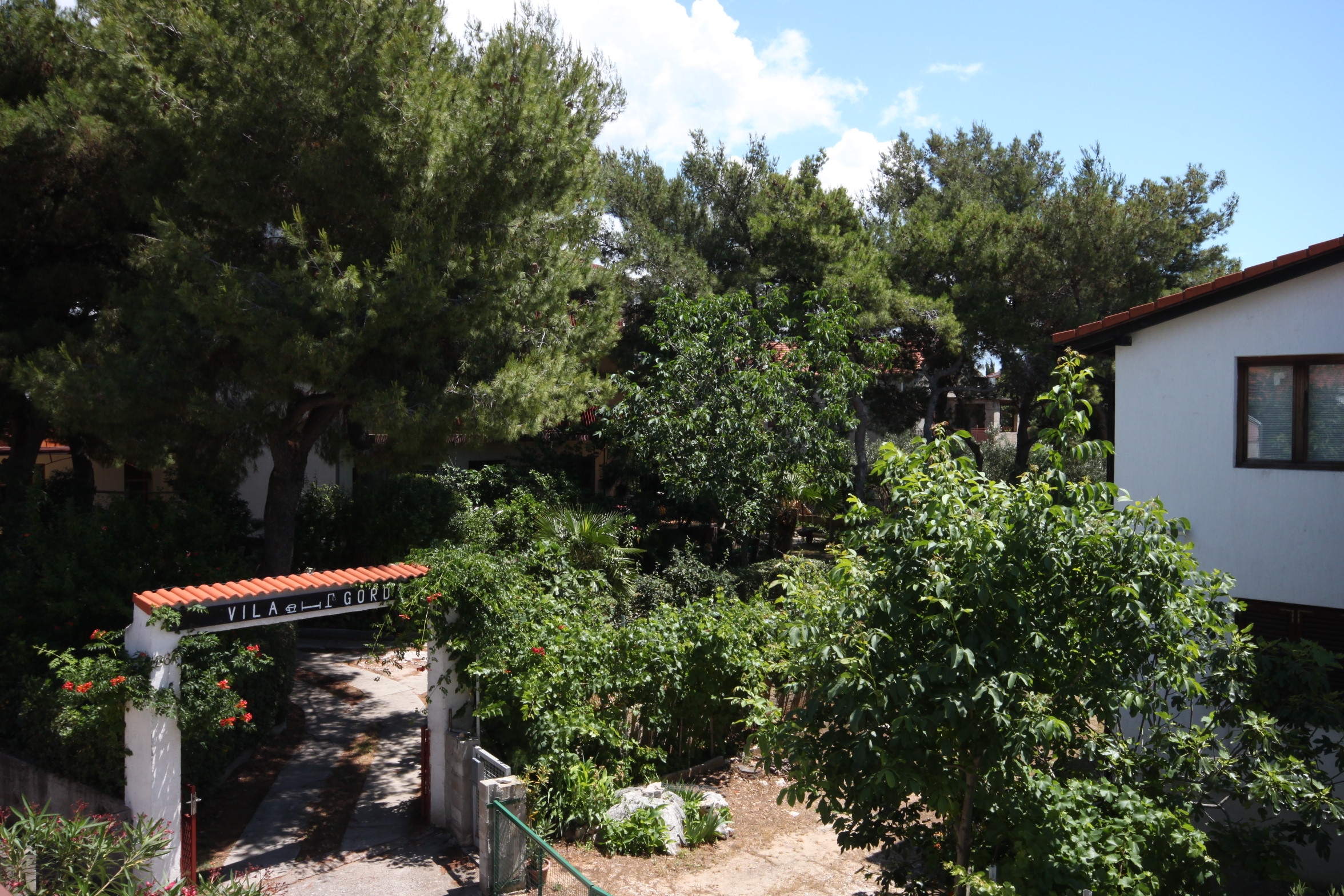 Two bedroom apartment with balcony Vodice (A-6452-c)