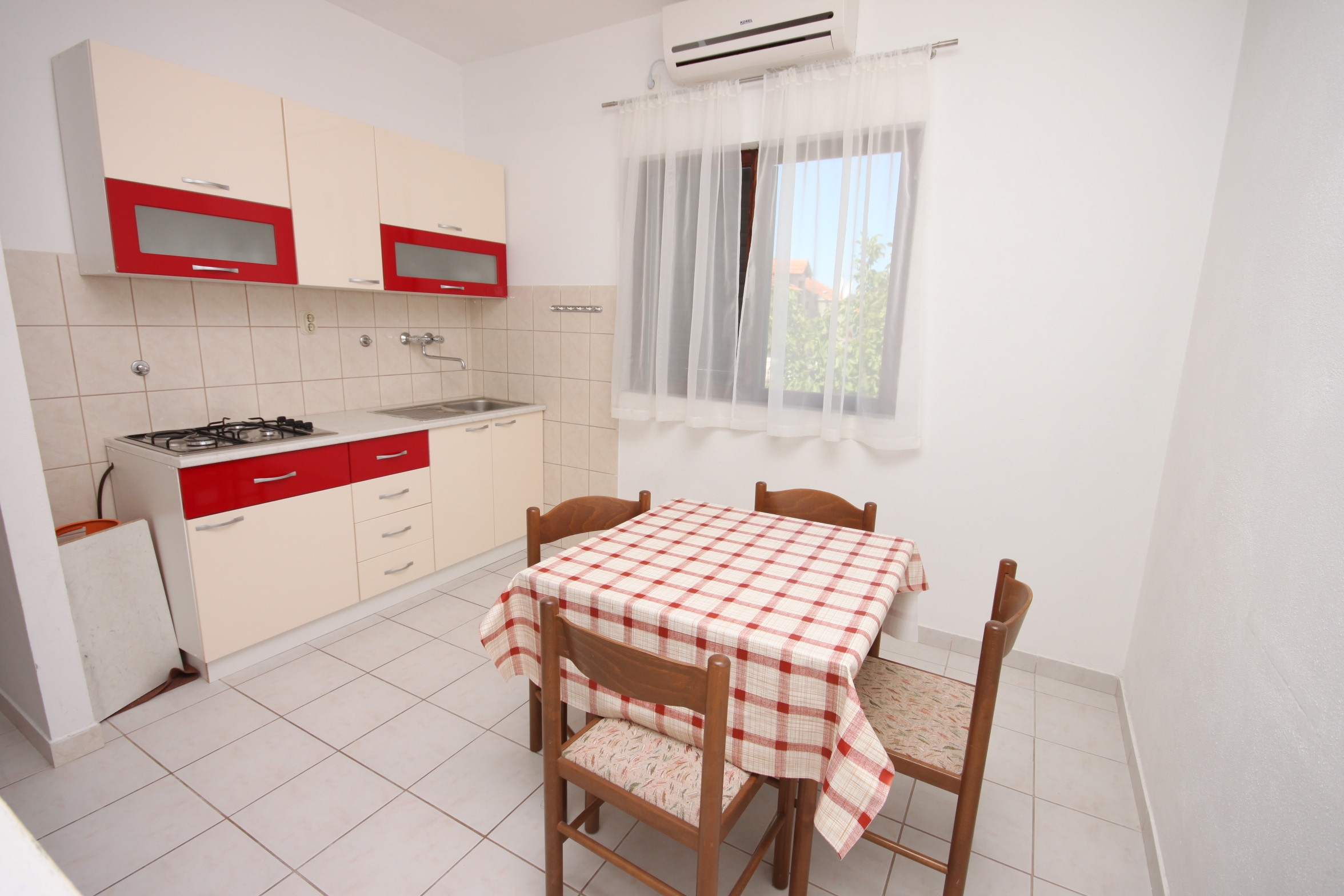 Two bedroom apartment with balcony Vodice (A-6452-c)