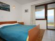 Ložnice 1 Bošana, Ložnice 1 v ubytování typu apartment, domácí mazlíčci povoleni a WiFi.