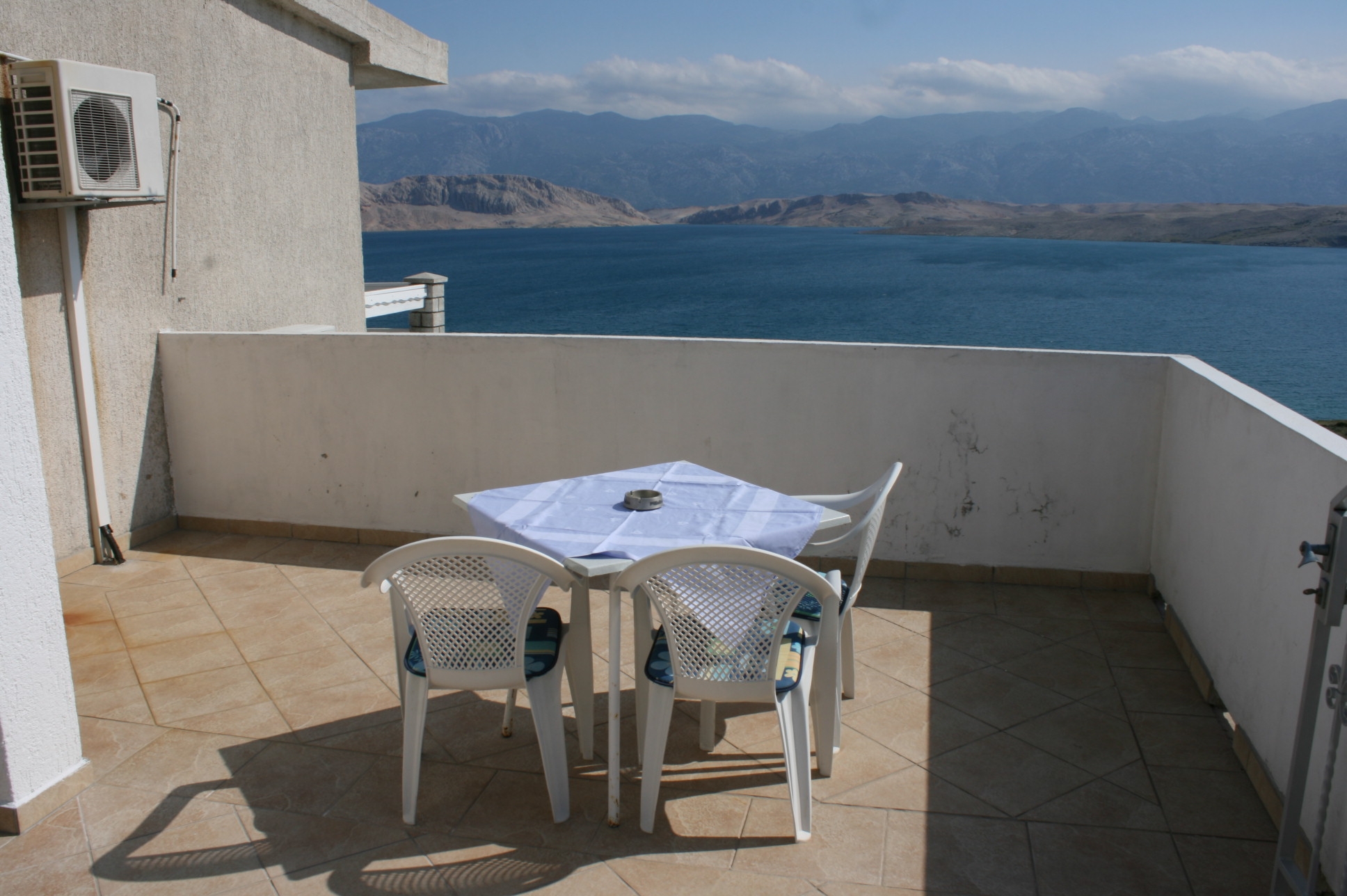 One bedroom apartment with terrace and sea view Bošana, Pag  A-c