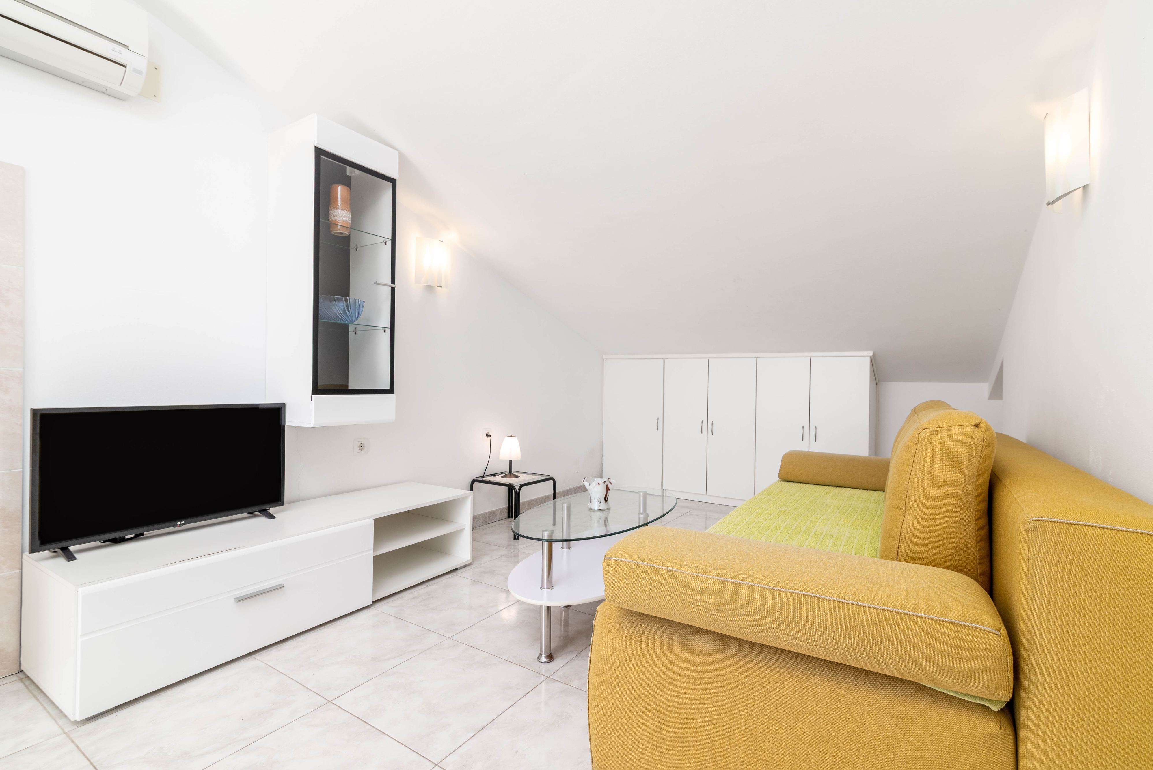 One bedroom apartment with terrace and sea view Rabac, Labin (A-6464-c)