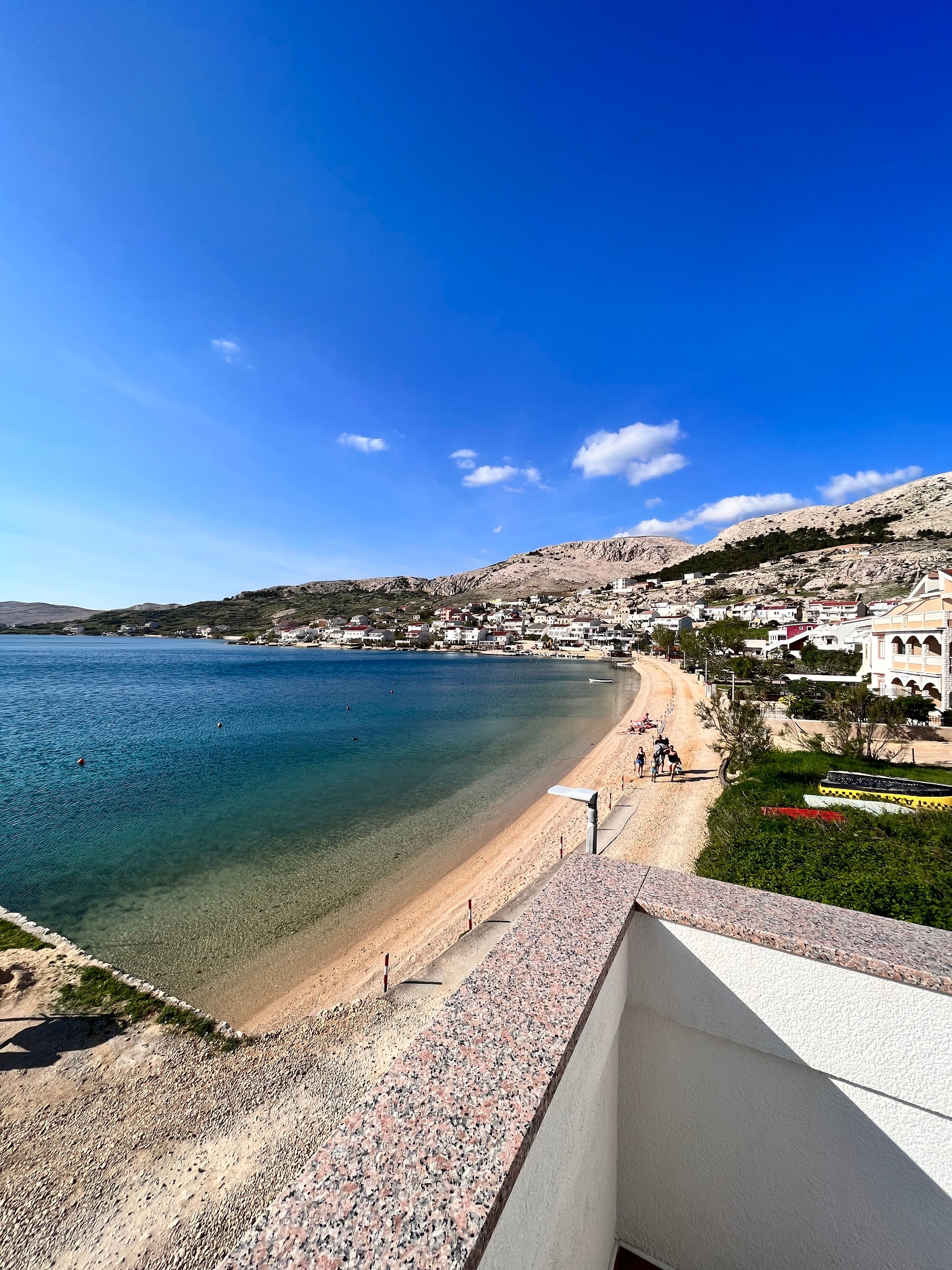 One bedroom apartment near beach Metajna, Pag  A-a