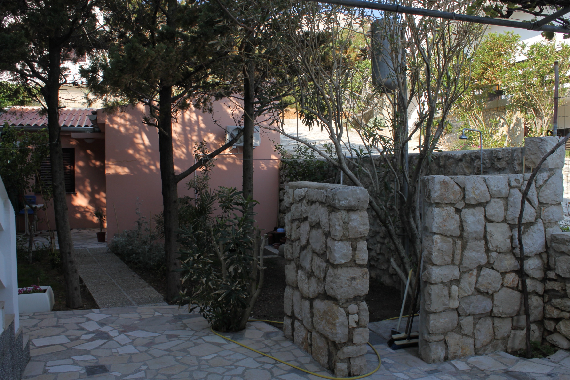 Two bedroom apartment with terrace and sea view Pag  A-a