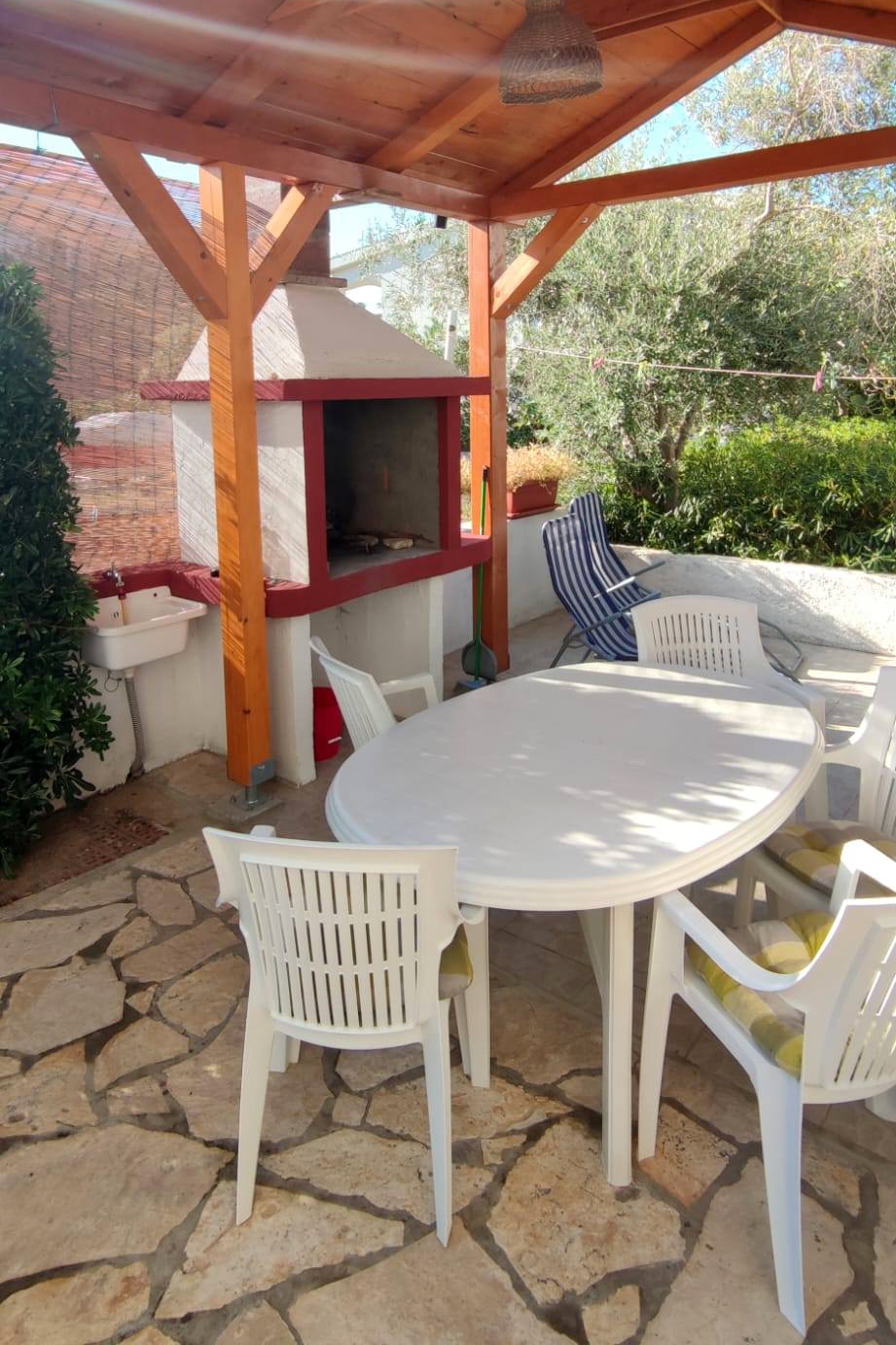 Two bedroom apartment with terrace Povljana, Pag  A-b