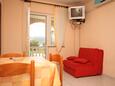 Stara Novalja, Dining room in the apartment, air condition available and WiFi.